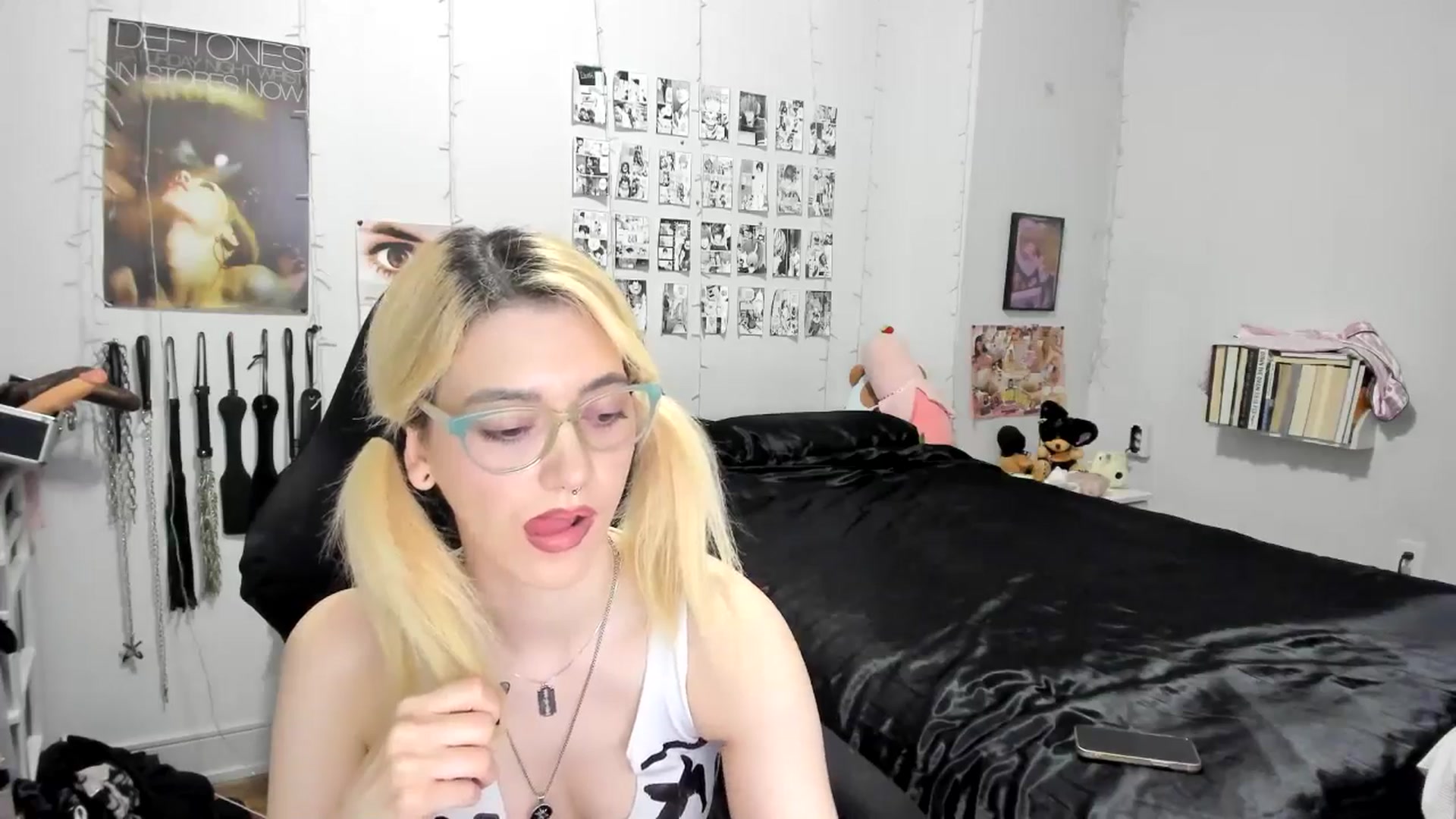 Gallery image thumbnail from AnnaTame's myfreecams stream on, 09/18/2025, 10:00 image 11 of 20