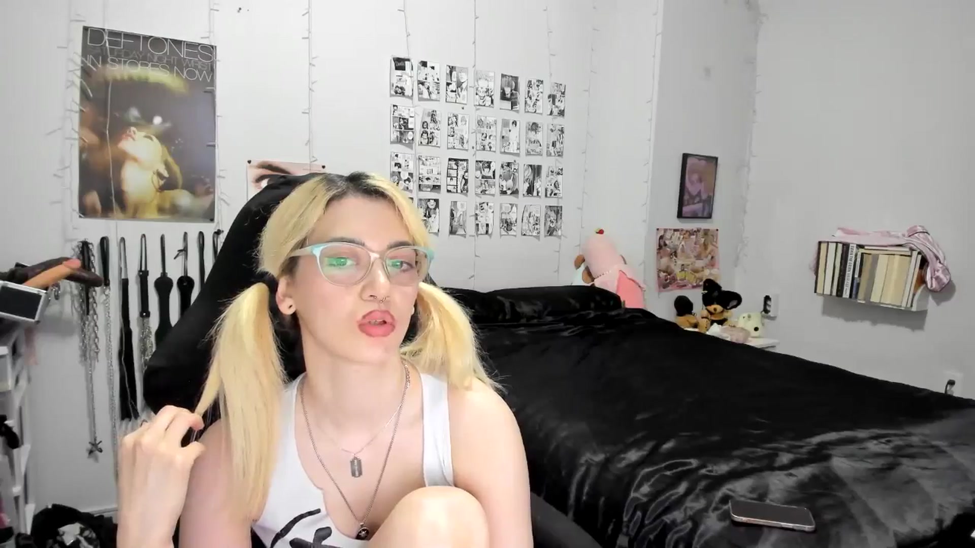 Gallery image thumbnail from AnnaTame's myfreecams stream on, 09/18/2025, 10:00 image 17 of 20