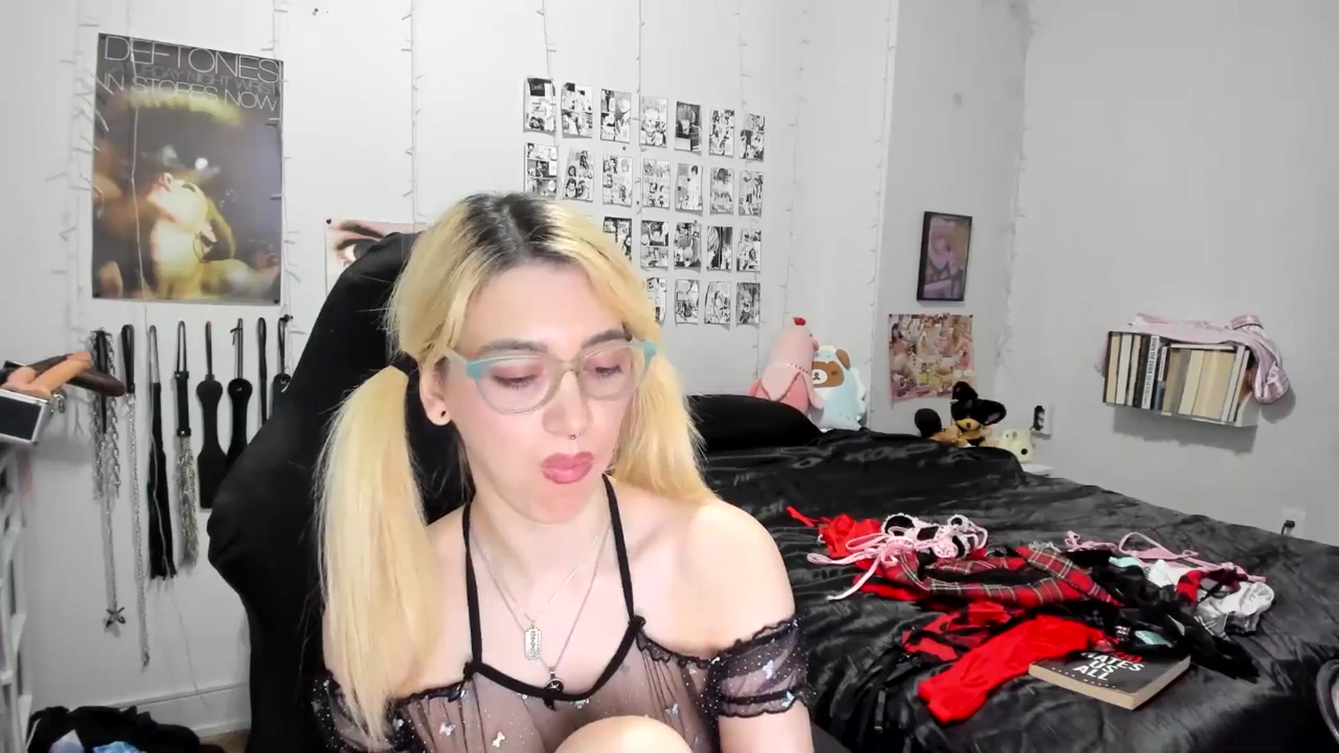 Gallery image thumbnail from AnnaTame's myfreecams stream on, 09/21/2025, 07:03 image 15 of 20
