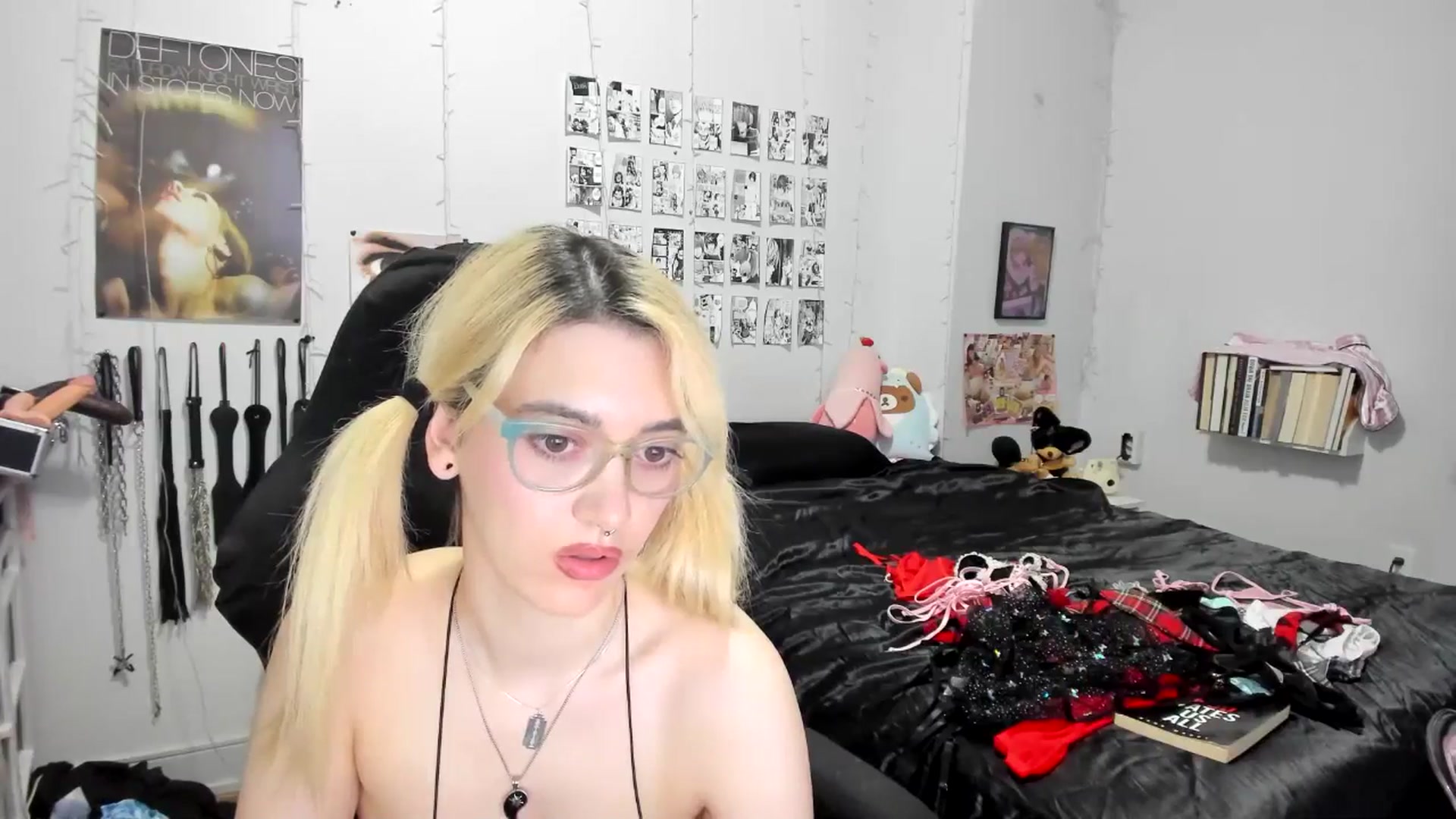 Gallery image thumbnail from AnnaTame's myfreecams stream on, 09/21/2025, 07:55 image 6 of 20