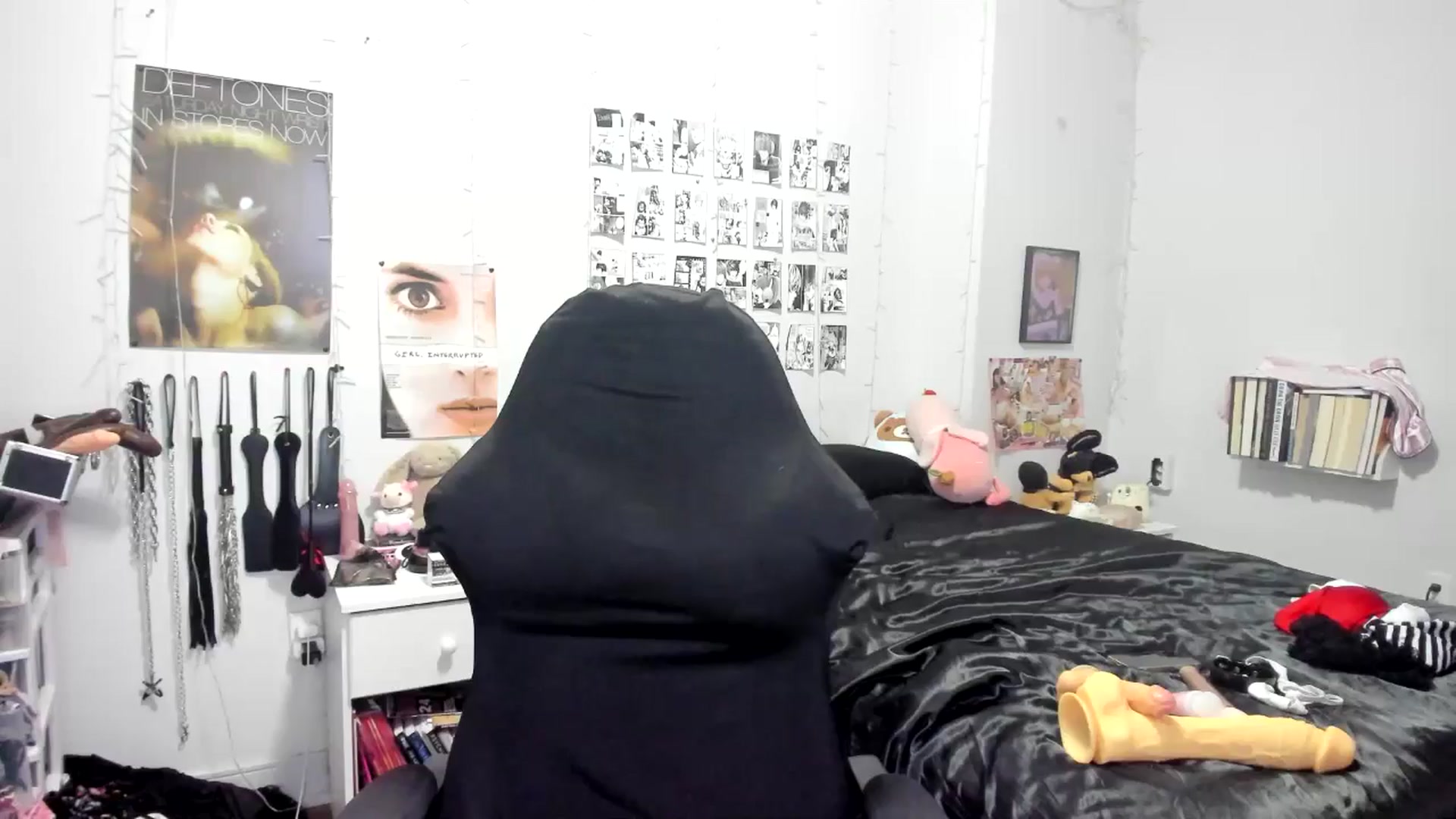 Gallery image thumbnail from AnnaTame's myfreecams stream on, 10/05/2025, 08:53 image 15 of 20