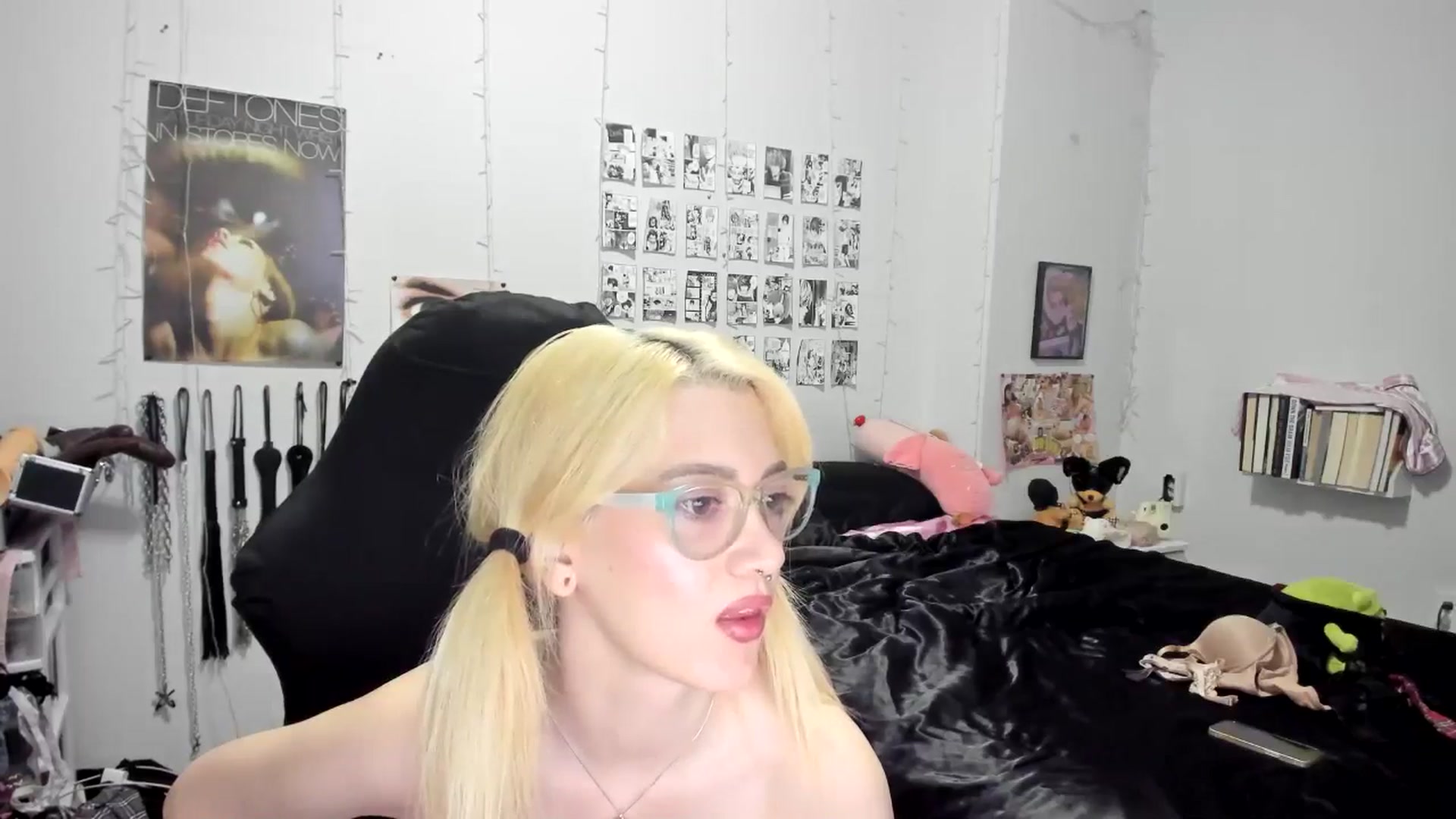 Gallery image thumbnail from AnnaTame's myfreecams stream on, 10/08/2025, 08:48 image 16 of 20