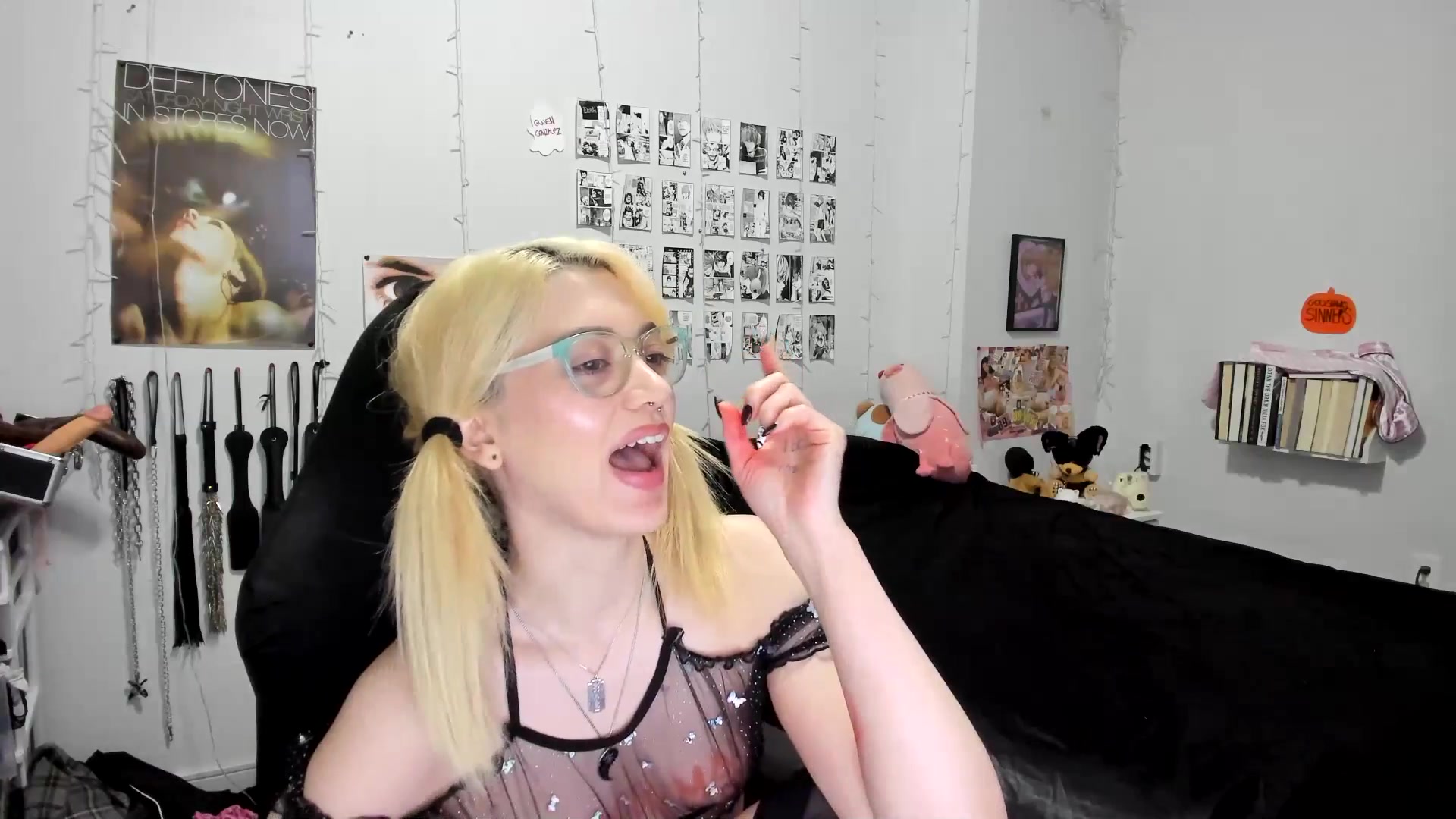 Gallery image thumbnail from AnnaTame's myfreecams stream on, 10/15/2025, 09:57 image 6 of 20