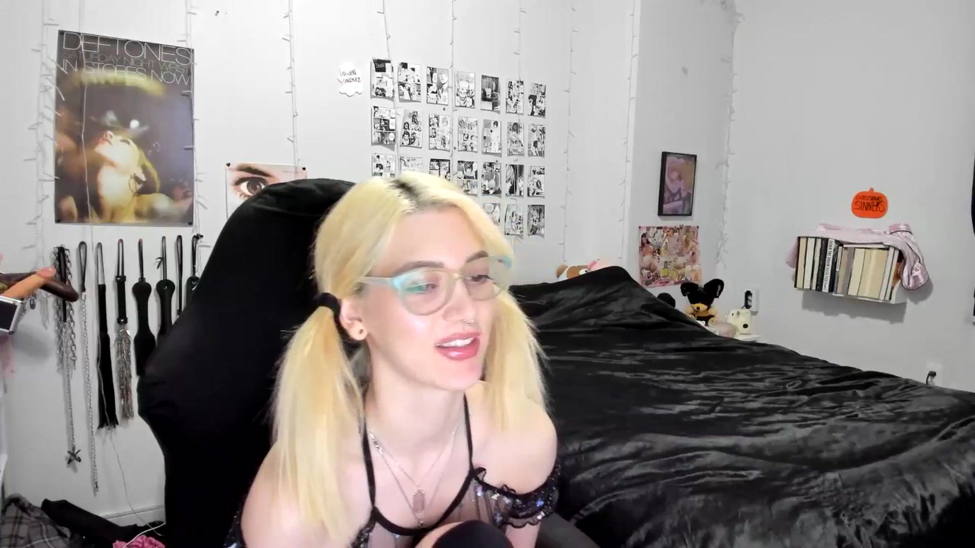 Gallery image thumbnail from AnnaTame's myfreecams stream on, 10/15/2025, 12:04 image 6 of 20
