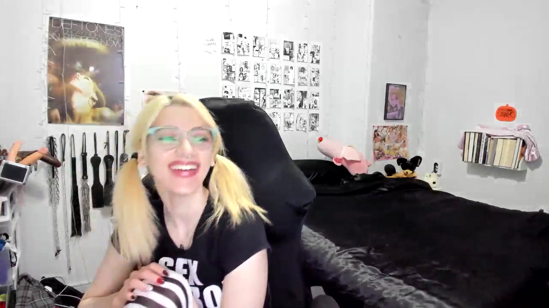 Gallery image thumbnail from AnnaTame's myfreecams stream on, 10/16/2025, 11:14 image 6 of 20