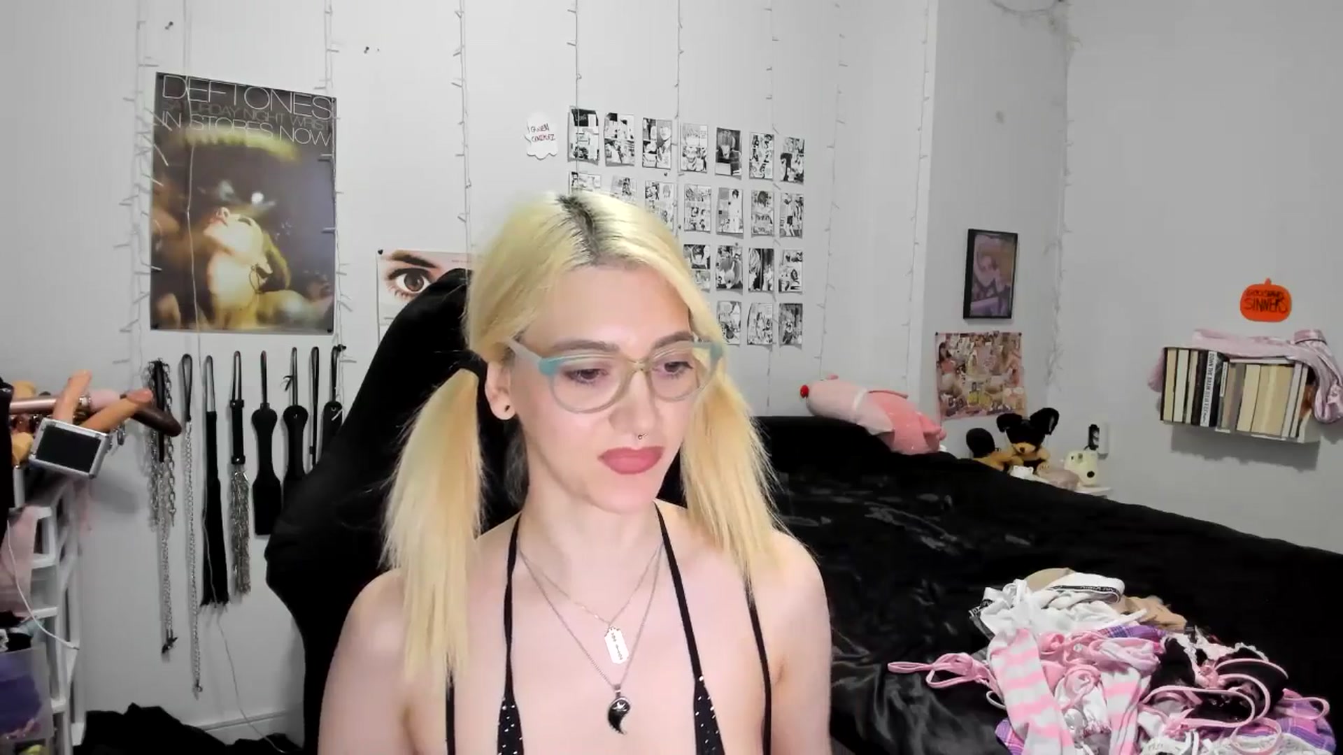 Gallery image thumbnail from AnnaTame's myfreecams stream on, 10/17/2025, 07:09 image 3 of 20