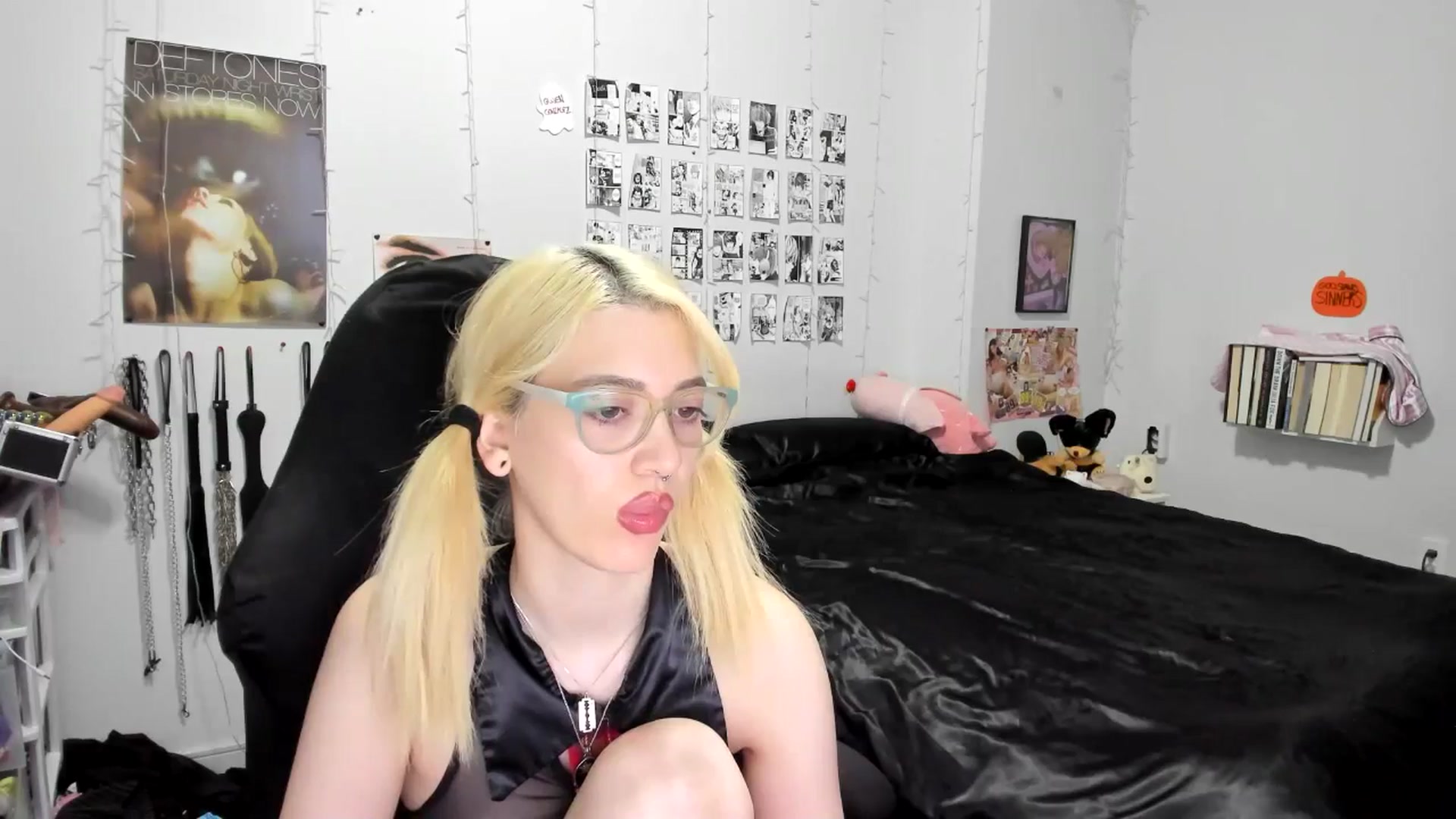 Gallery image thumbnail from AnnaTame's myfreecams stream on, 10/17/2025, 08:26 image 5 of 20