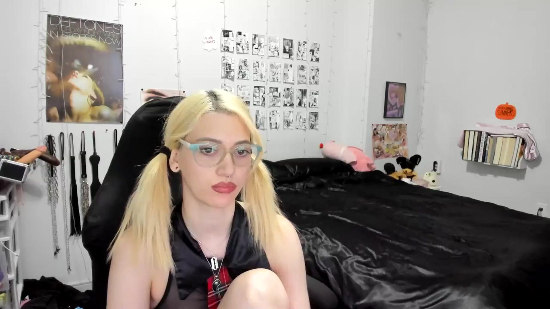 Gallery image thumbnail from AnnaTame's myfreecams stream on, 10/17/2025, 08:26 image 2 of 20