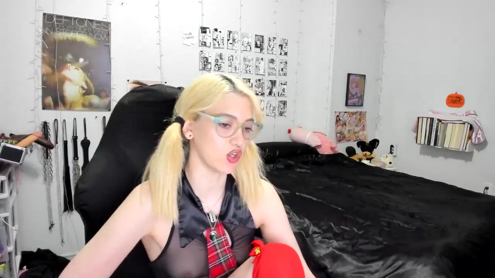Gallery image thumbnail from AnnaTame's myfreecams stream on, 10/17/2025, 08:26 image 14 of 20