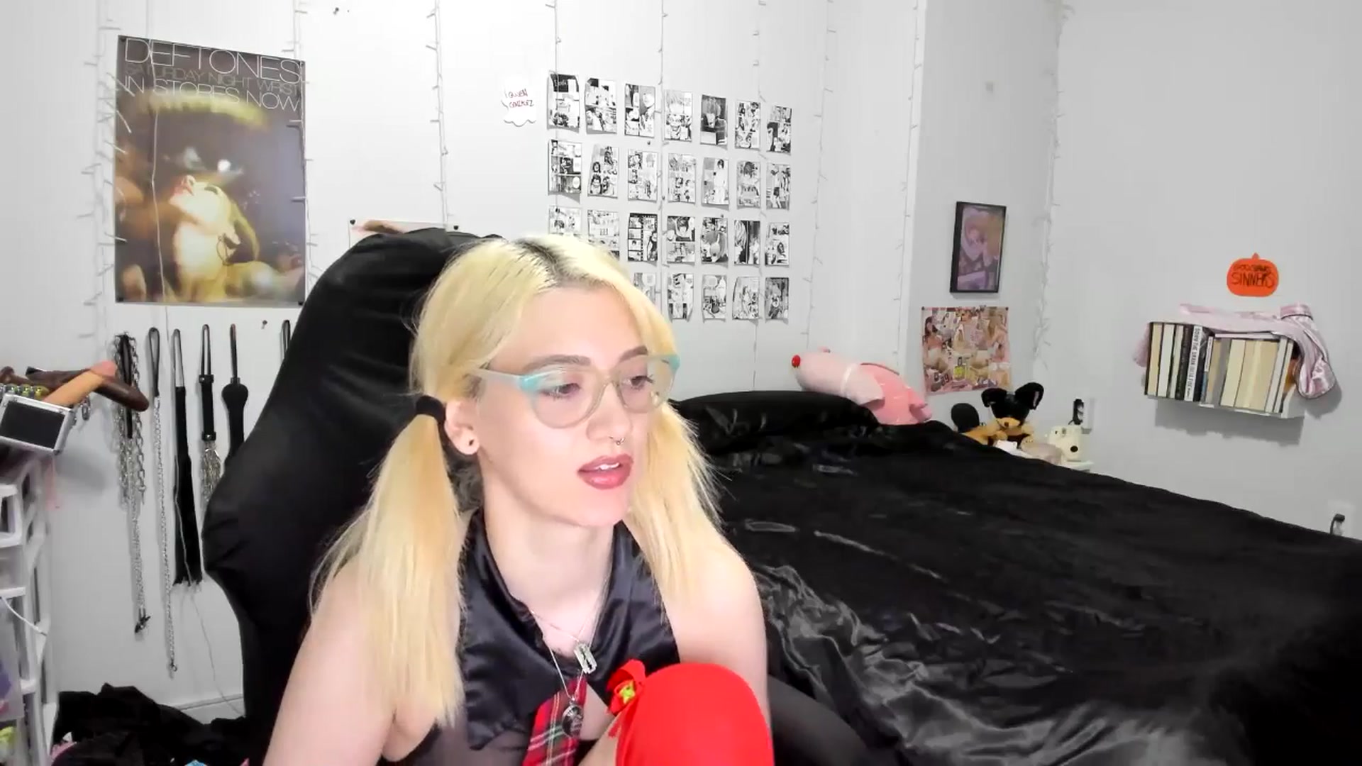 Gallery image thumbnail from AnnaTame's myfreecams stream on, 10/17/2025, 08:26 image 18 of 20