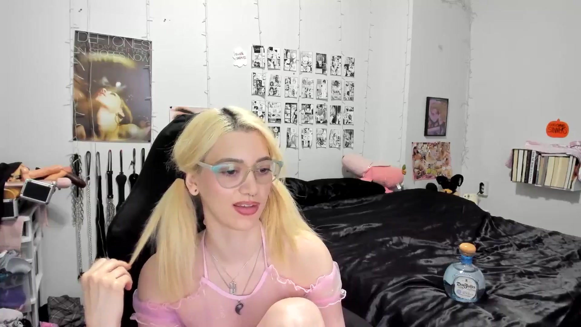 Gallery image thumbnail from AnnaTame's myfreecams stream on, 10/20/2025, 06:43 image 17 of 20