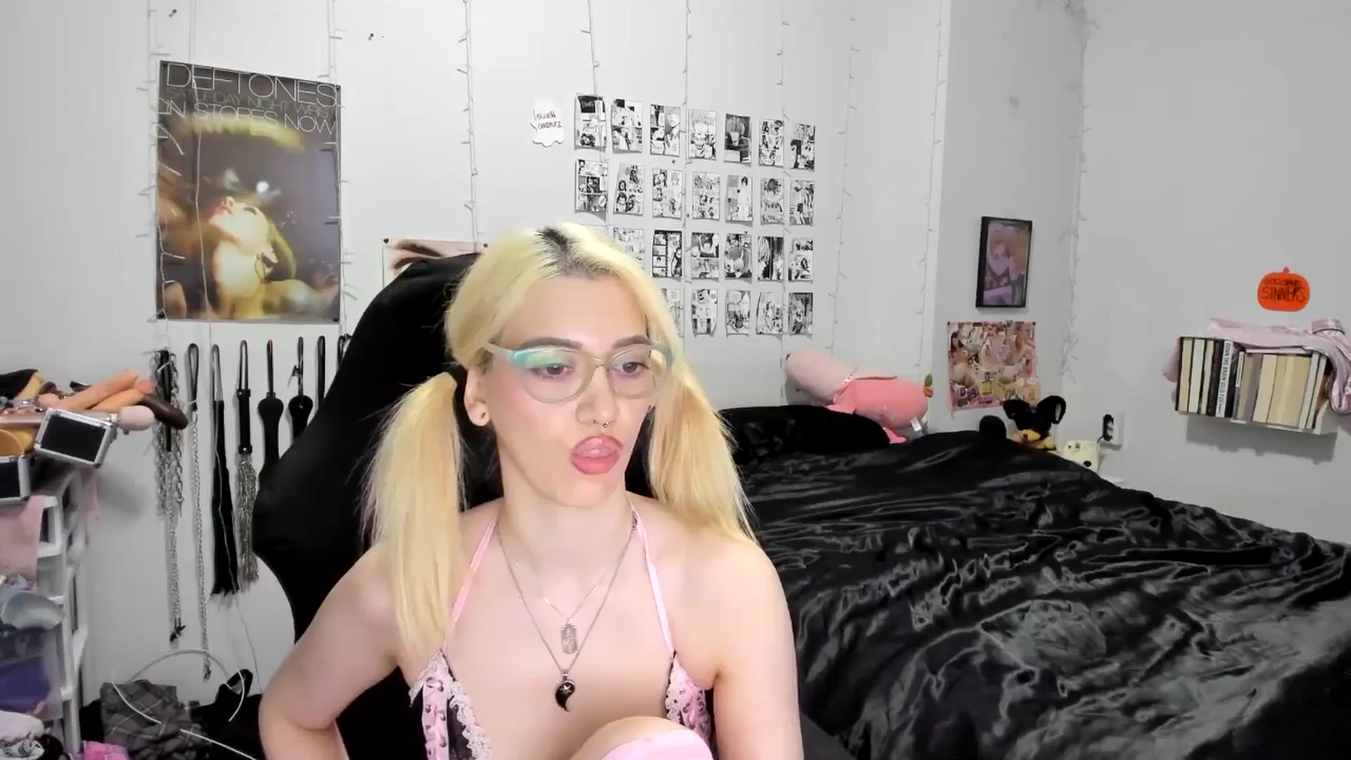 Gallery image thumbnail from AnnaTame's myfreecams stream on, 10/20/2025, 08:17 image 19 of 20