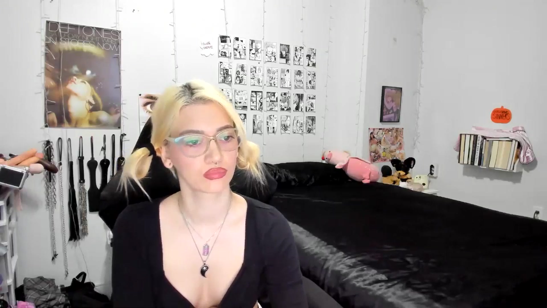 Gallery image thumbnail from AnnaTame's myfreecams stream on, 10/21/2025, 04:15 image 2 of 20
