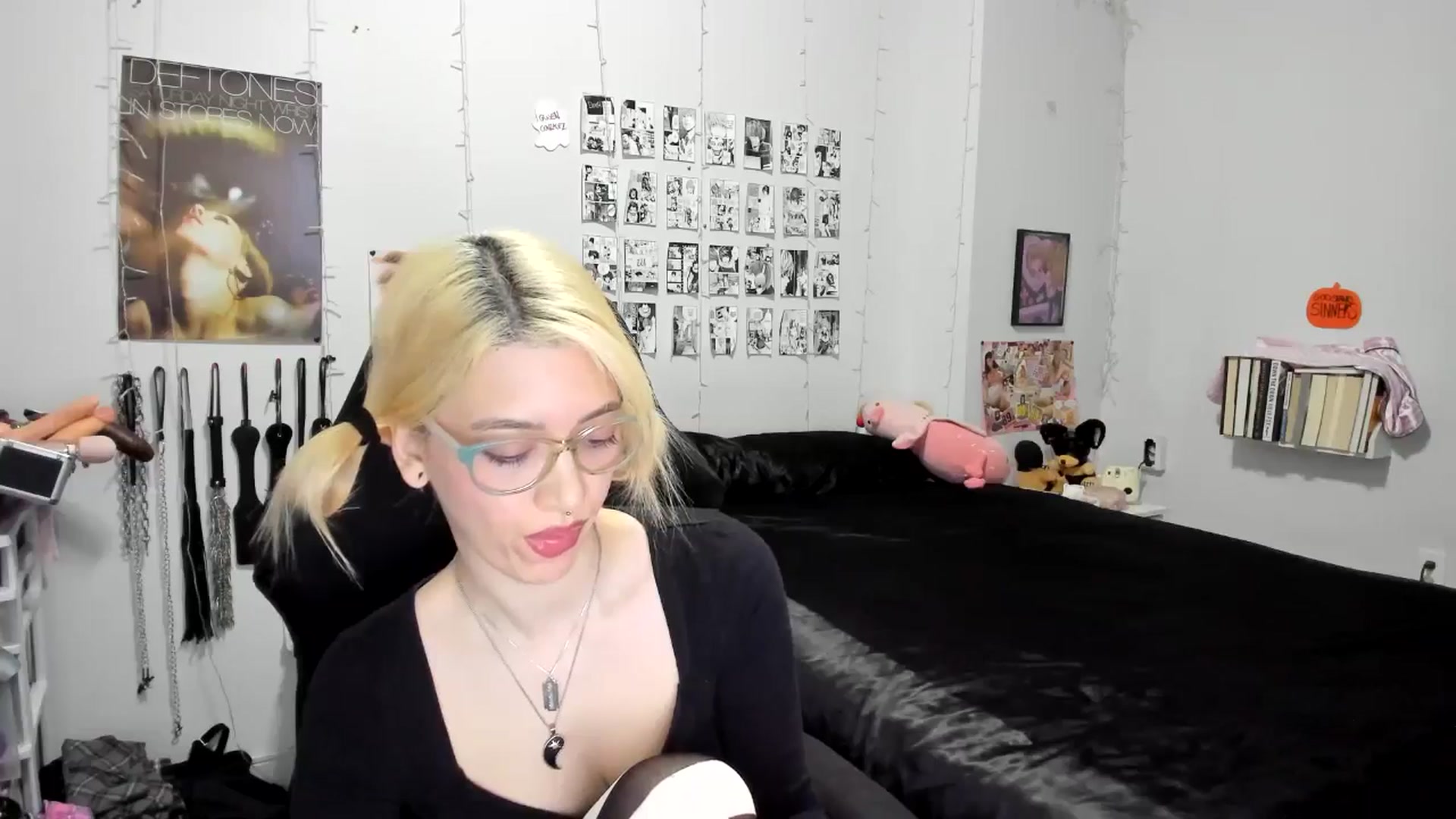 Gallery image thumbnail from AnnaTame's myfreecams stream on, 10/21/2025, 04:15 image 7 of 20