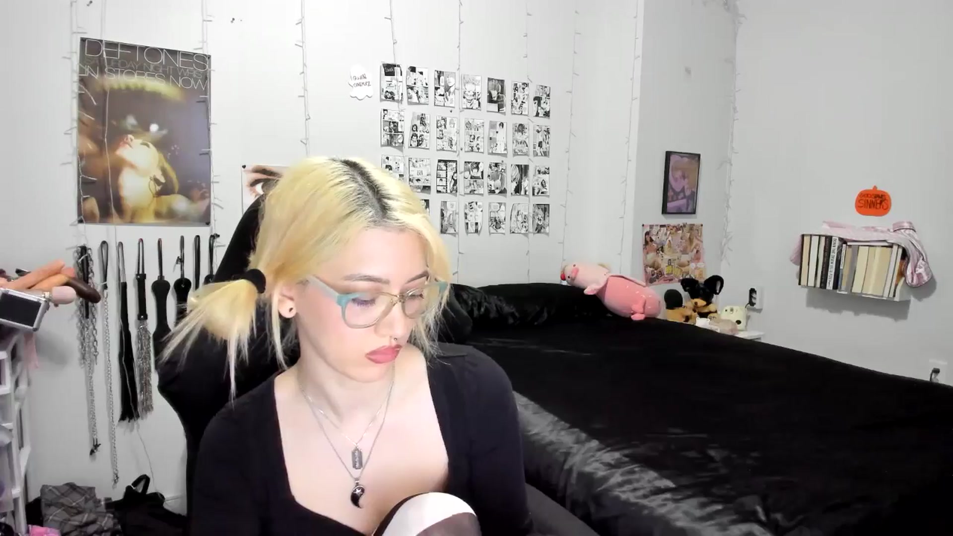 Gallery image thumbnail from AnnaTame's myfreecams stream on, 10/21/2025, 04:15 image 20 of 20