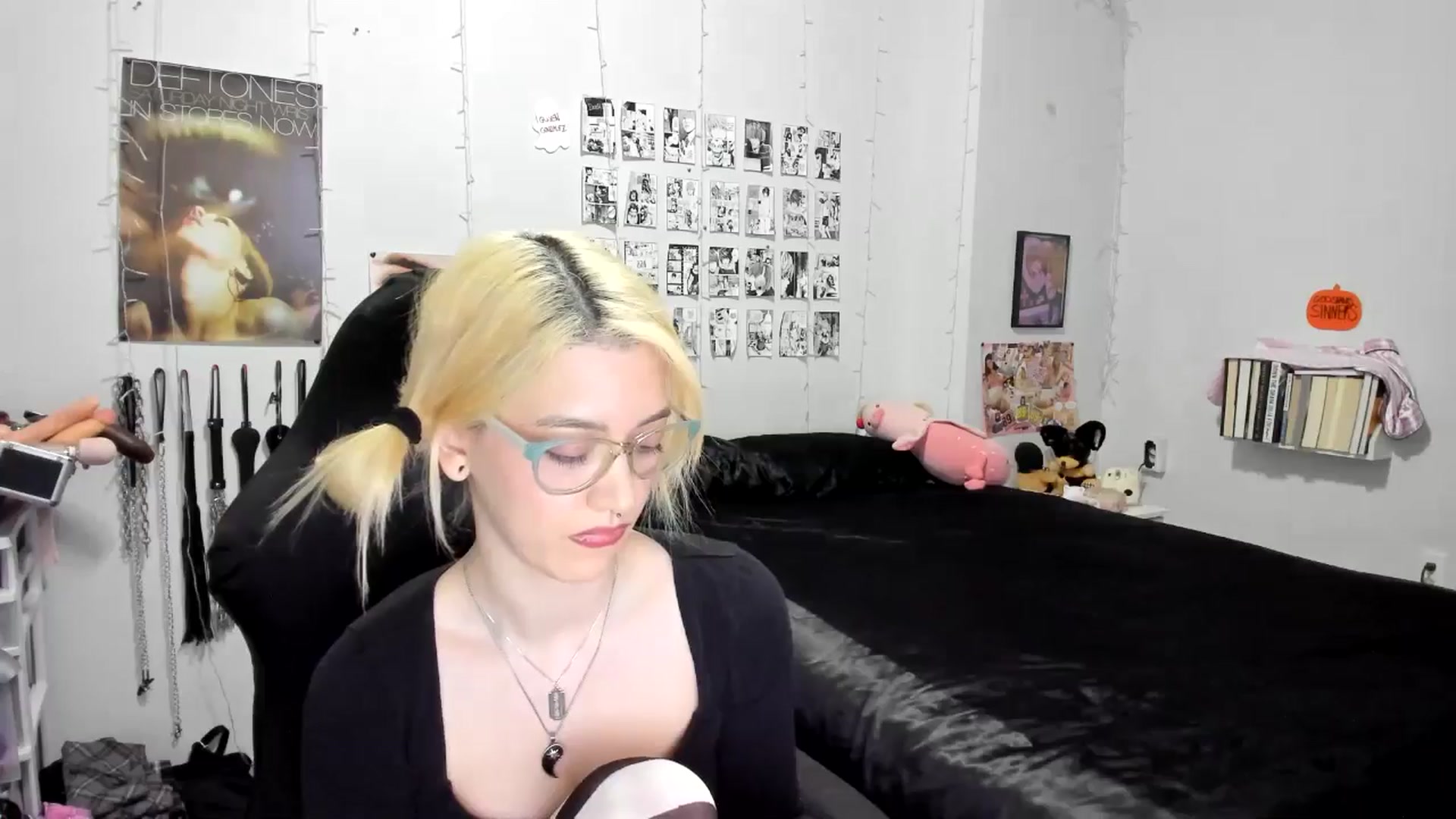 Gallery image thumbnail from AnnaTame's myfreecams stream on, 10/21/2025, 04:15 image 12 of 20