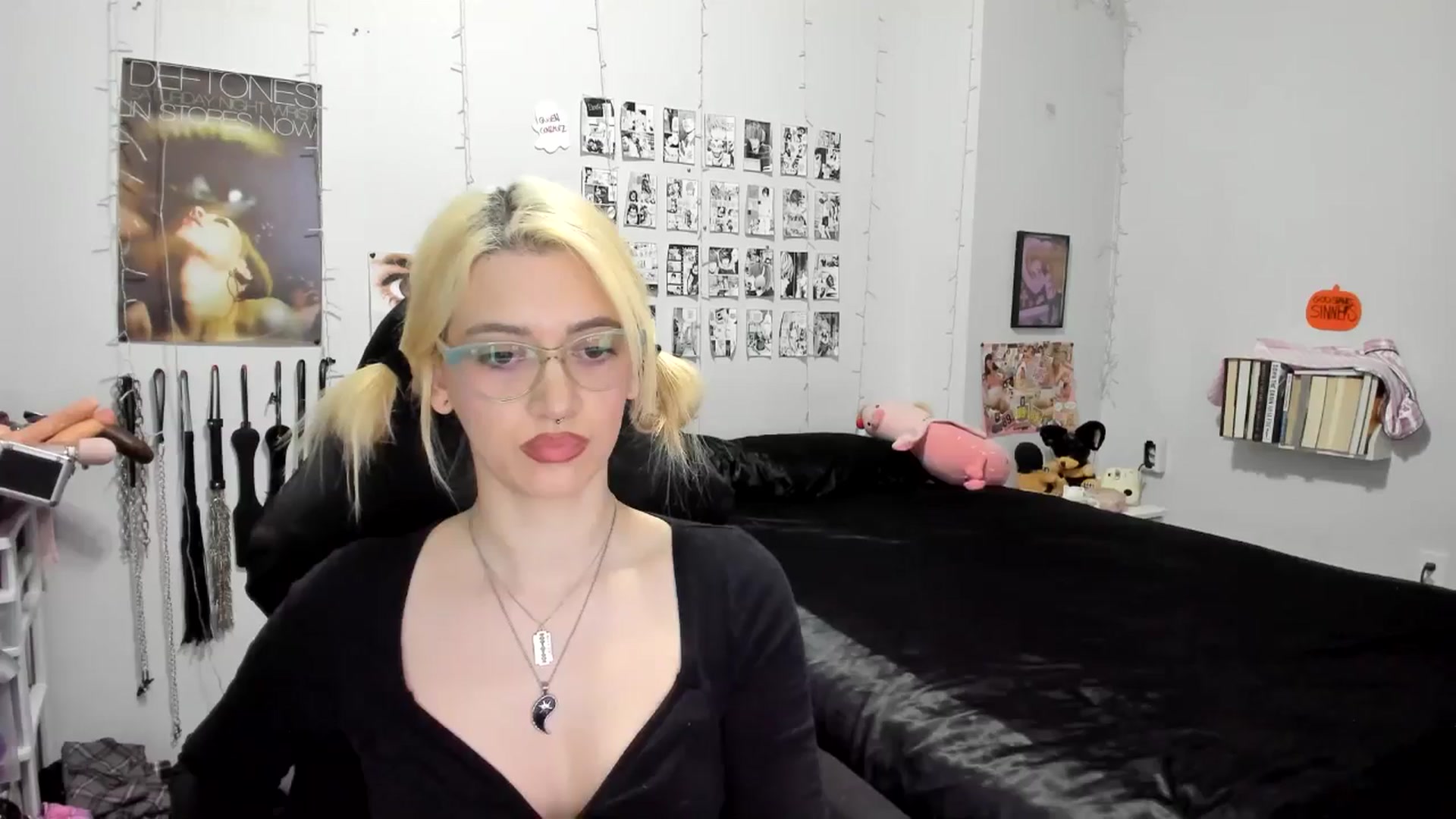 Gallery image thumbnail from AnnaTame's myfreecams stream on, 10/21/2025, 04:15 image 18 of 20