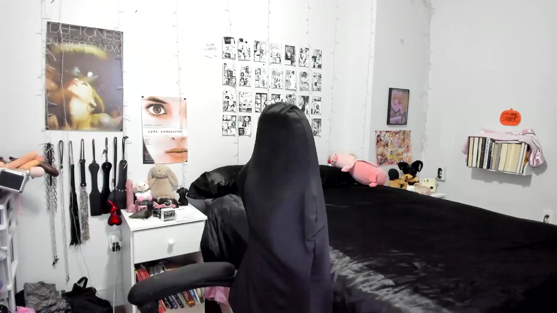 Gallery image thumbnail from AnnaTame's myfreecams stream on, 10/21/2025, 04:15 image 11 of 20