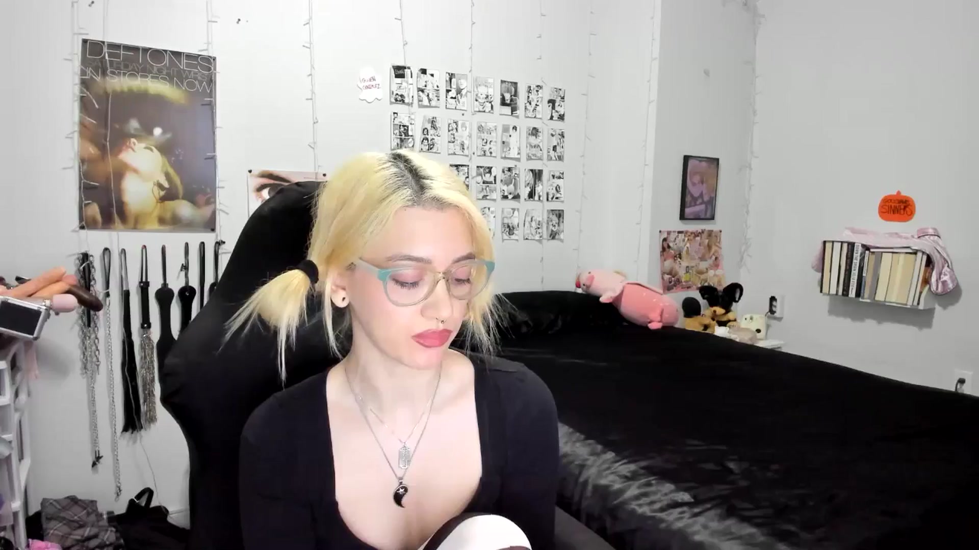 Gallery image thumbnail from AnnaTame's myfreecams stream on, 10/21/2025, 04:15 image 14 of 20