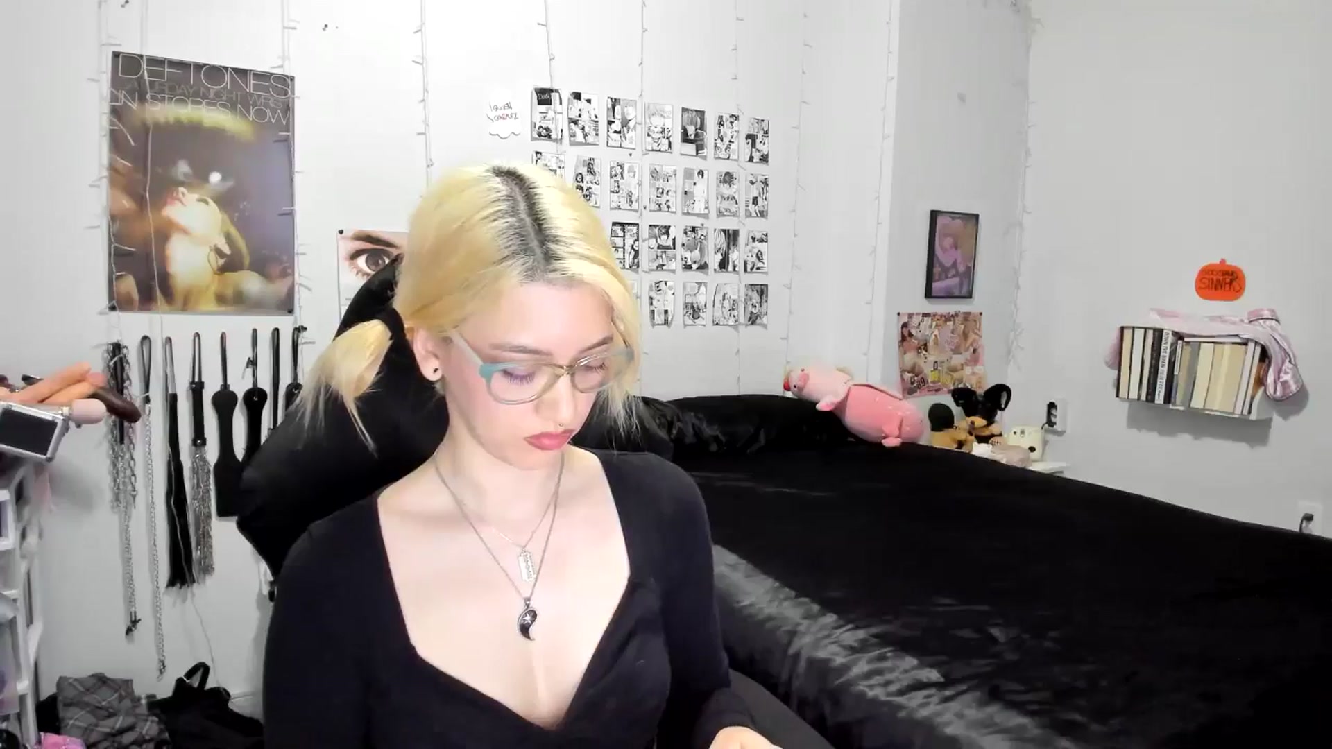 Gallery image thumbnail from AnnaTame's myfreecams stream on, 10/21/2025, 04:15 image 5 of 20