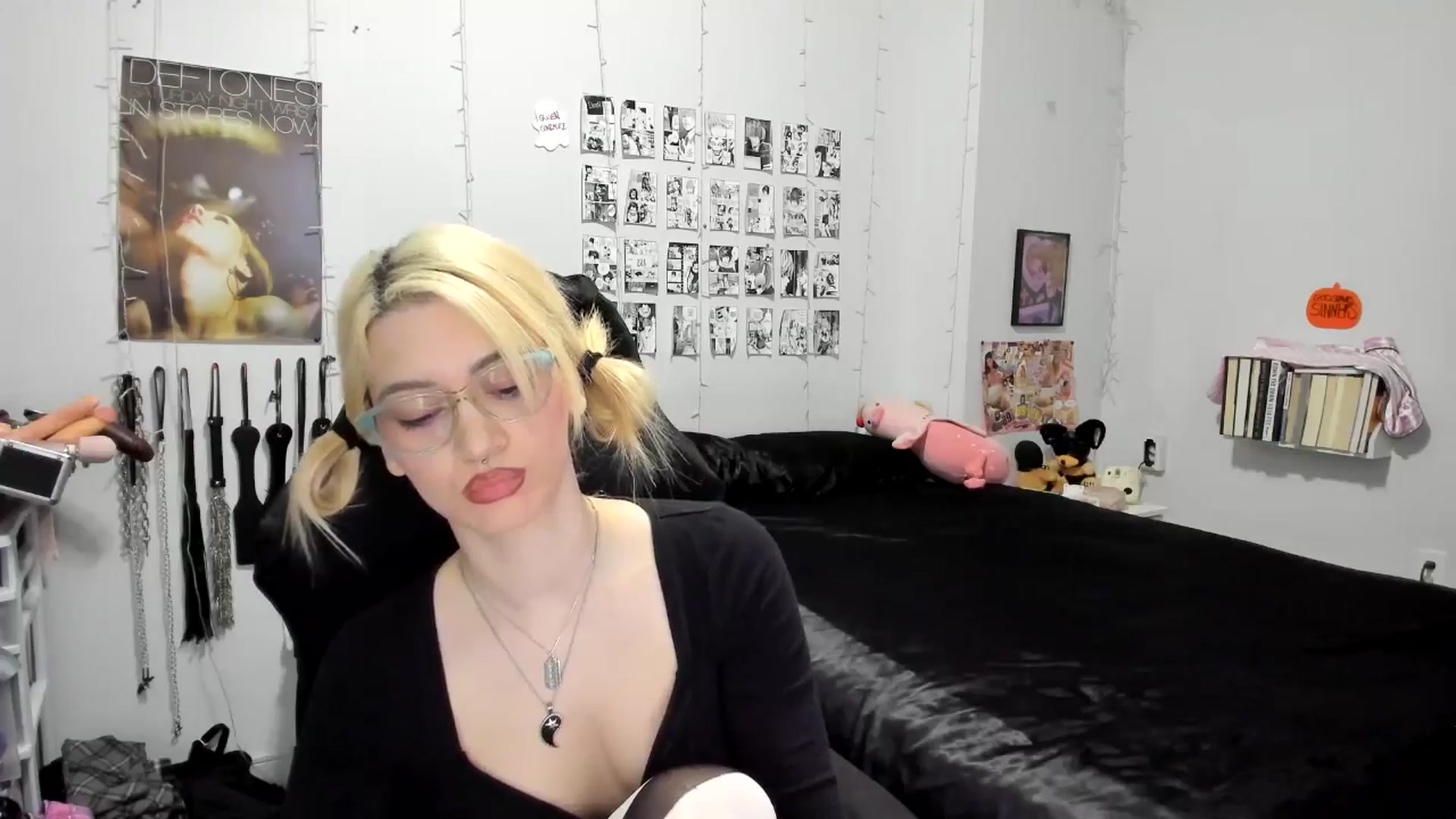 Gallery image thumbnail from AnnaTame's myfreecams stream on, 10/21/2025, 04:15 image 8 of 20