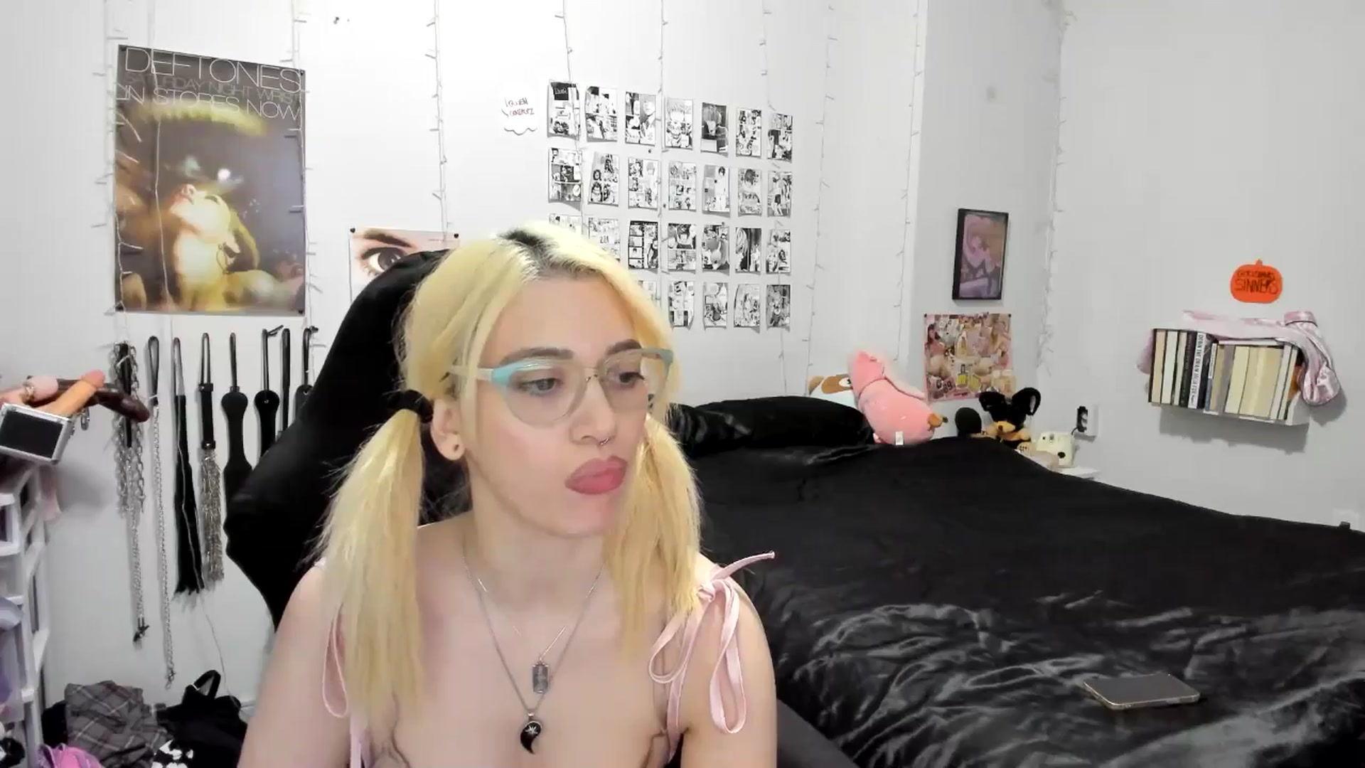 Gallery image thumbnail from AnnaTame's myfreecams stream on, 10/22/2025, 06:07 image 16 of 20
