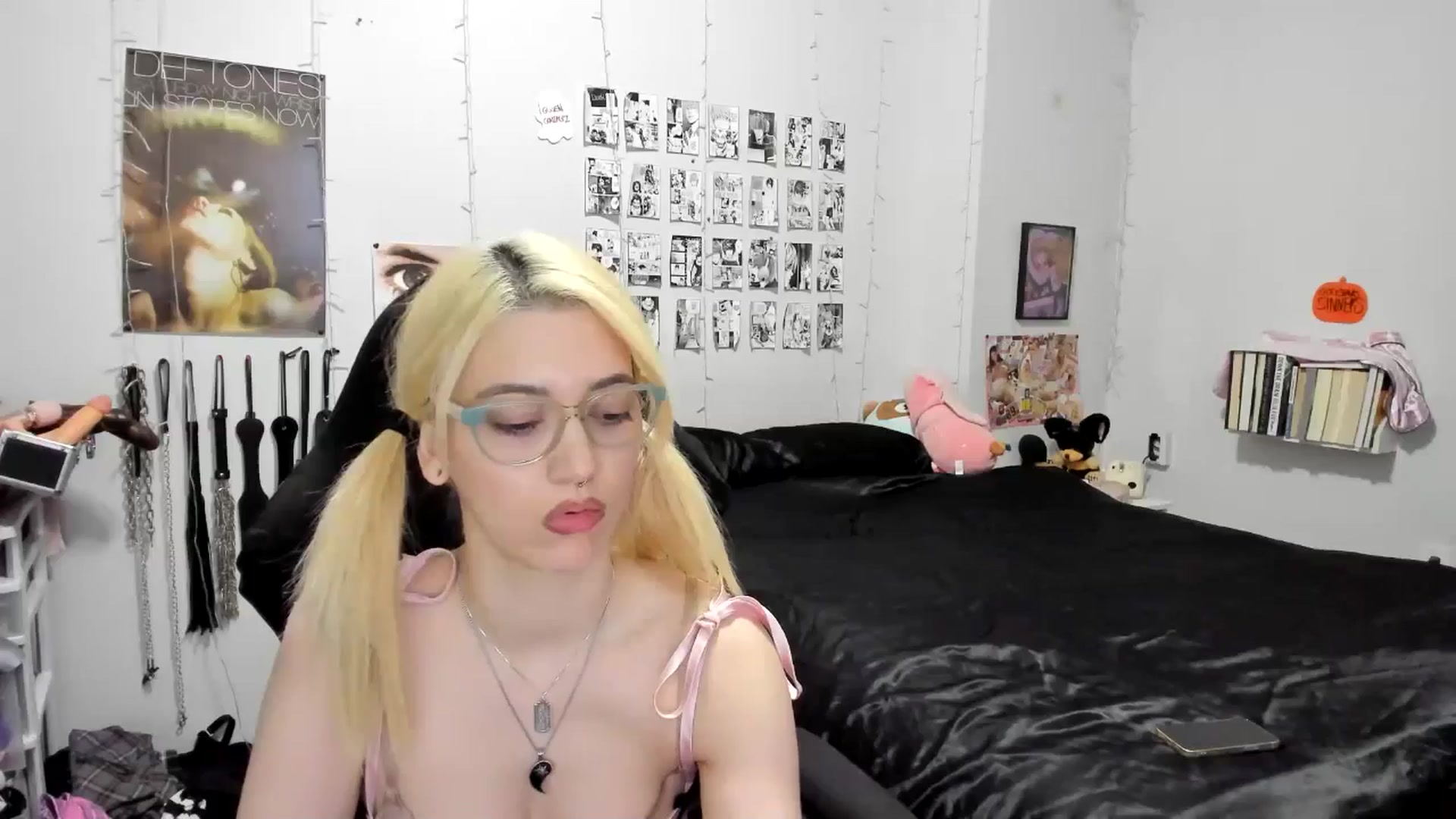 Gallery image thumbnail from AnnaTame's myfreecams stream on, 10/22/2025, 06:07 image 17 of 20