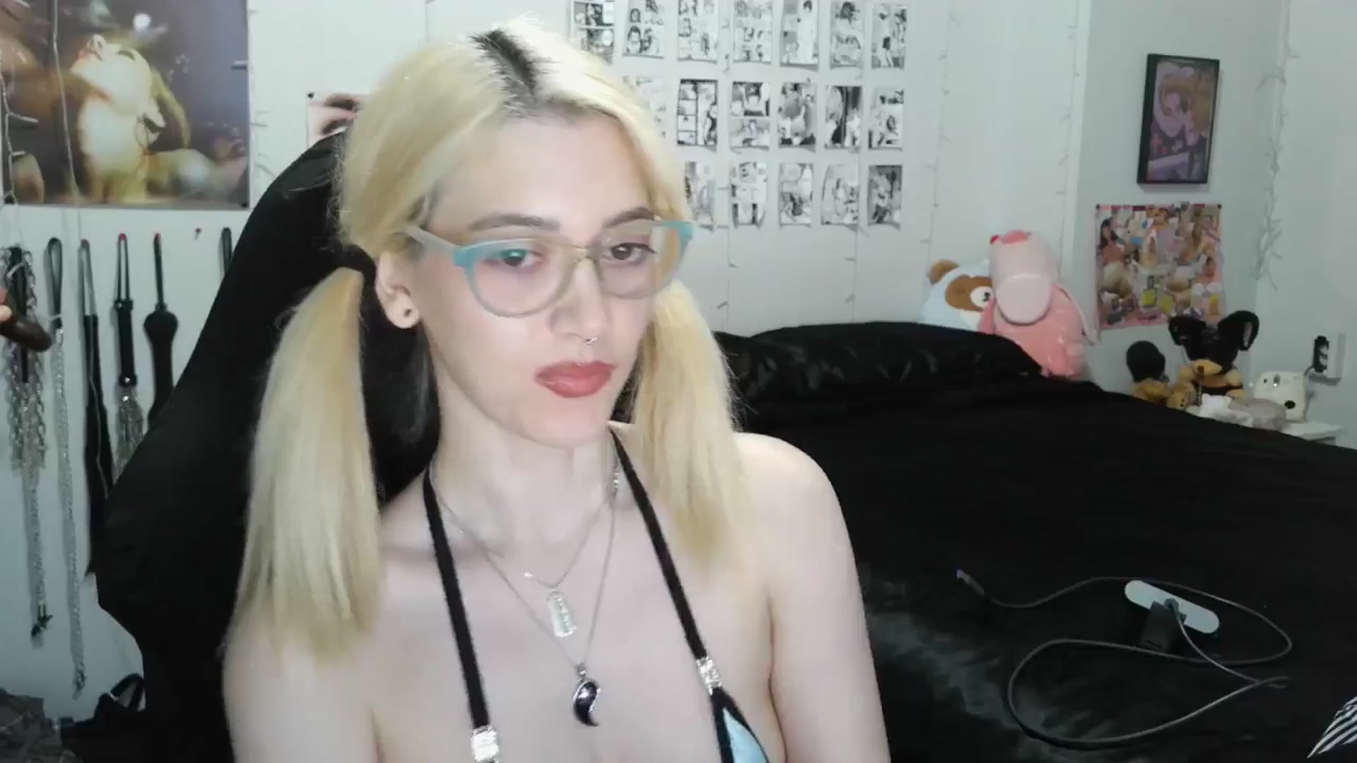 Gallery image thumbnail from AnnaTame's myfreecams stream on, 10/23/2025, 06:50 image 10 of 20