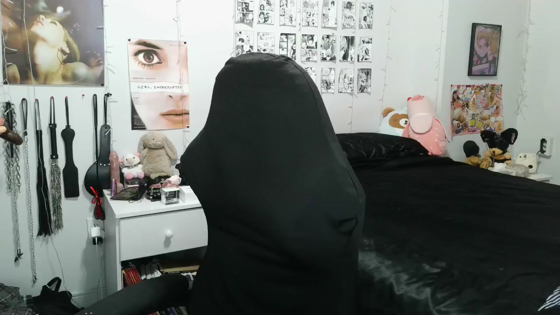 Gallery image thumbnail from AnnaTame's myfreecams stream on, 10/23/2025, 06:50 image 15 of 20