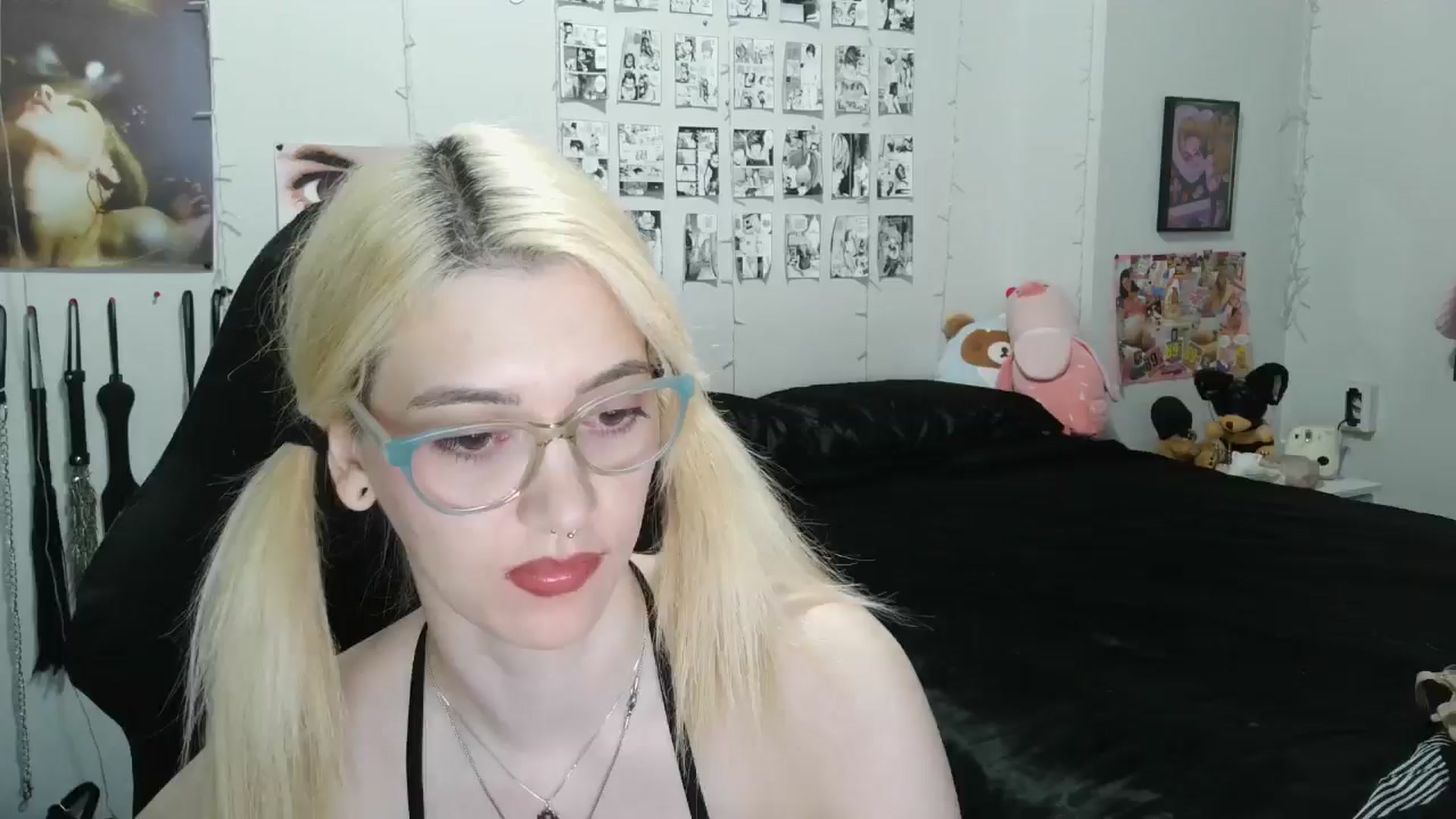 Gallery image thumbnail from AnnaTame's myfreecams stream on, 10/23/2025, 06:50 image 1 of 20