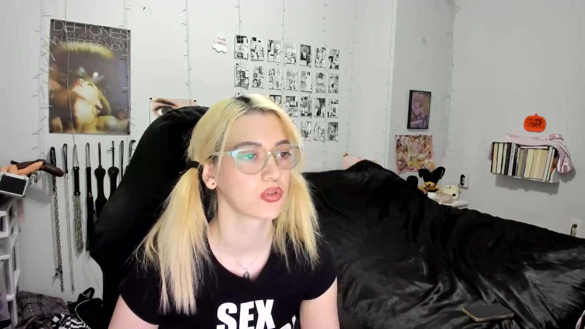 Gallery image thumbnail from AnnaTame's myfreecams stream on, 10/28/2025, 05:54 image 14 of 20