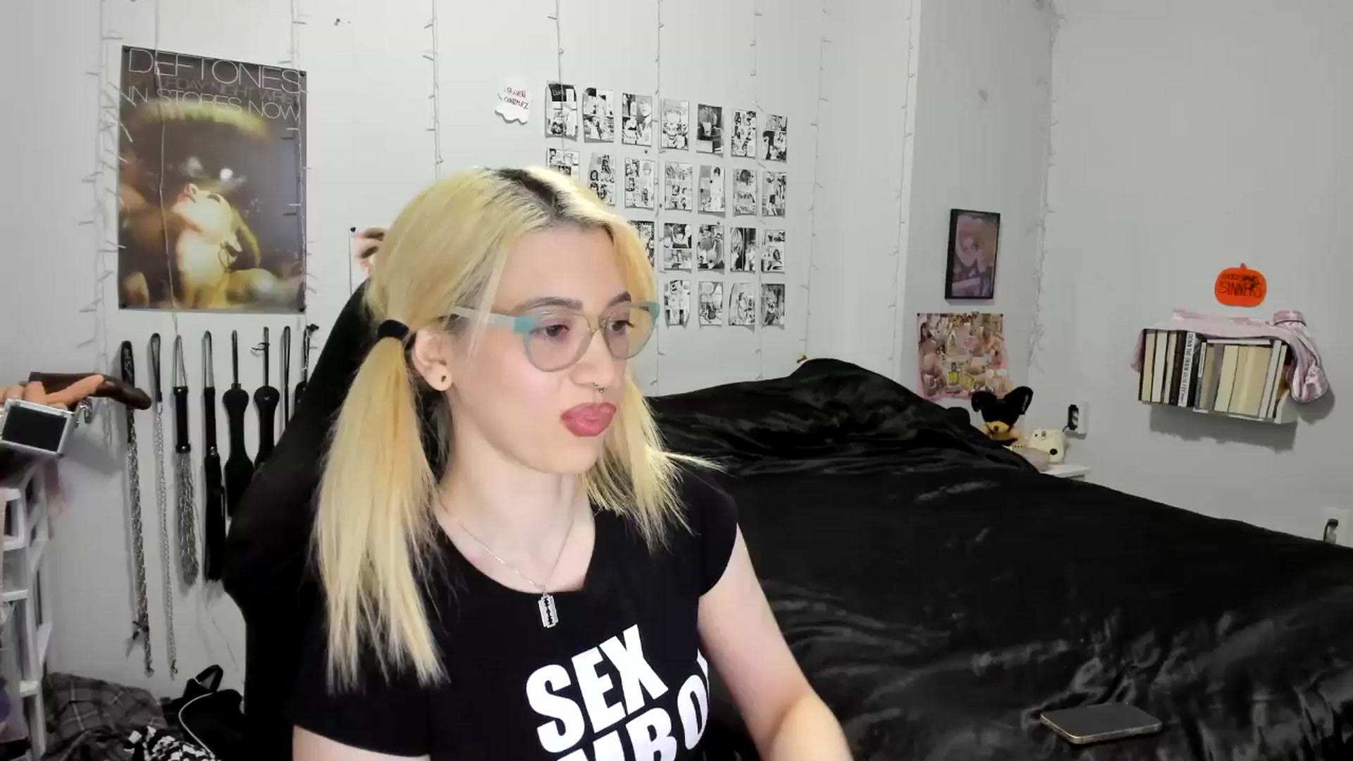 Gallery image thumbnail from AnnaTame's myfreecams stream on, 10/28/2025, 05:54 image 1 of 20