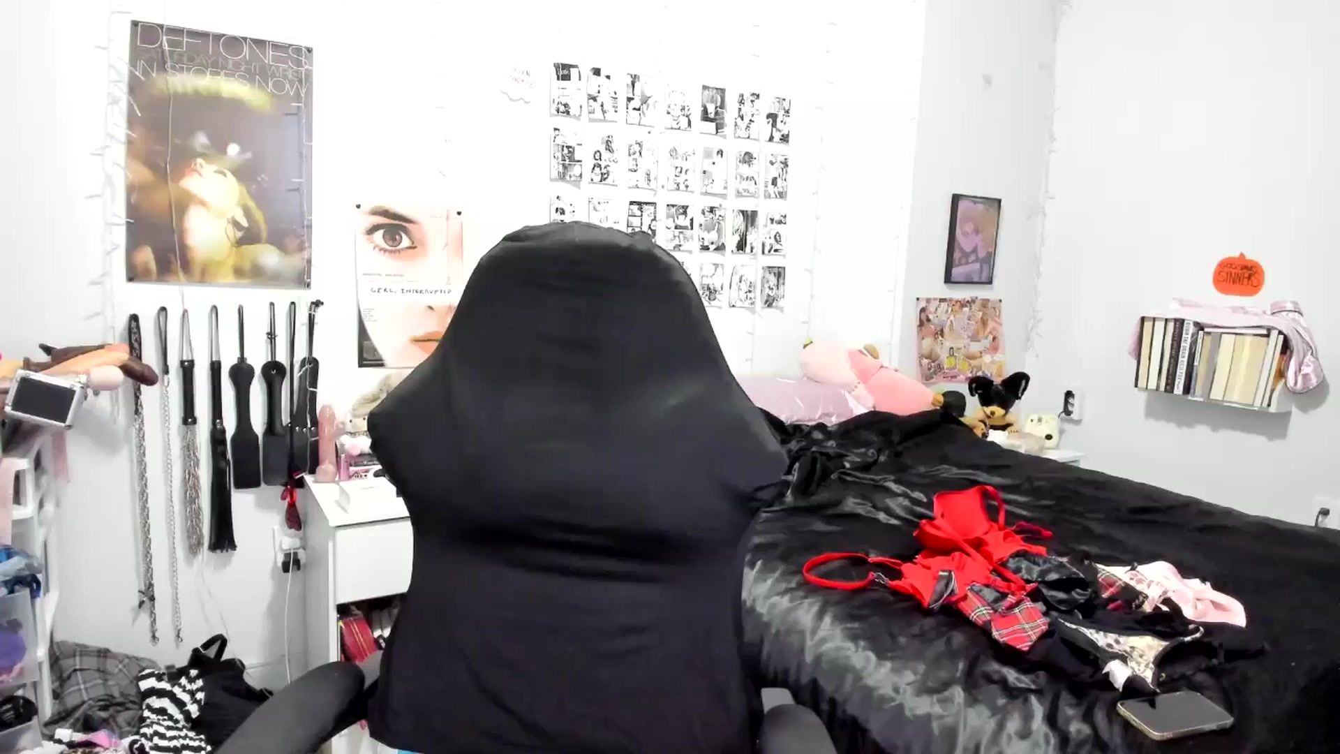 Gallery image thumbnail from AnnaTame's myfreecams stream on, 10/29/2025, 05:10 image 1 of 20