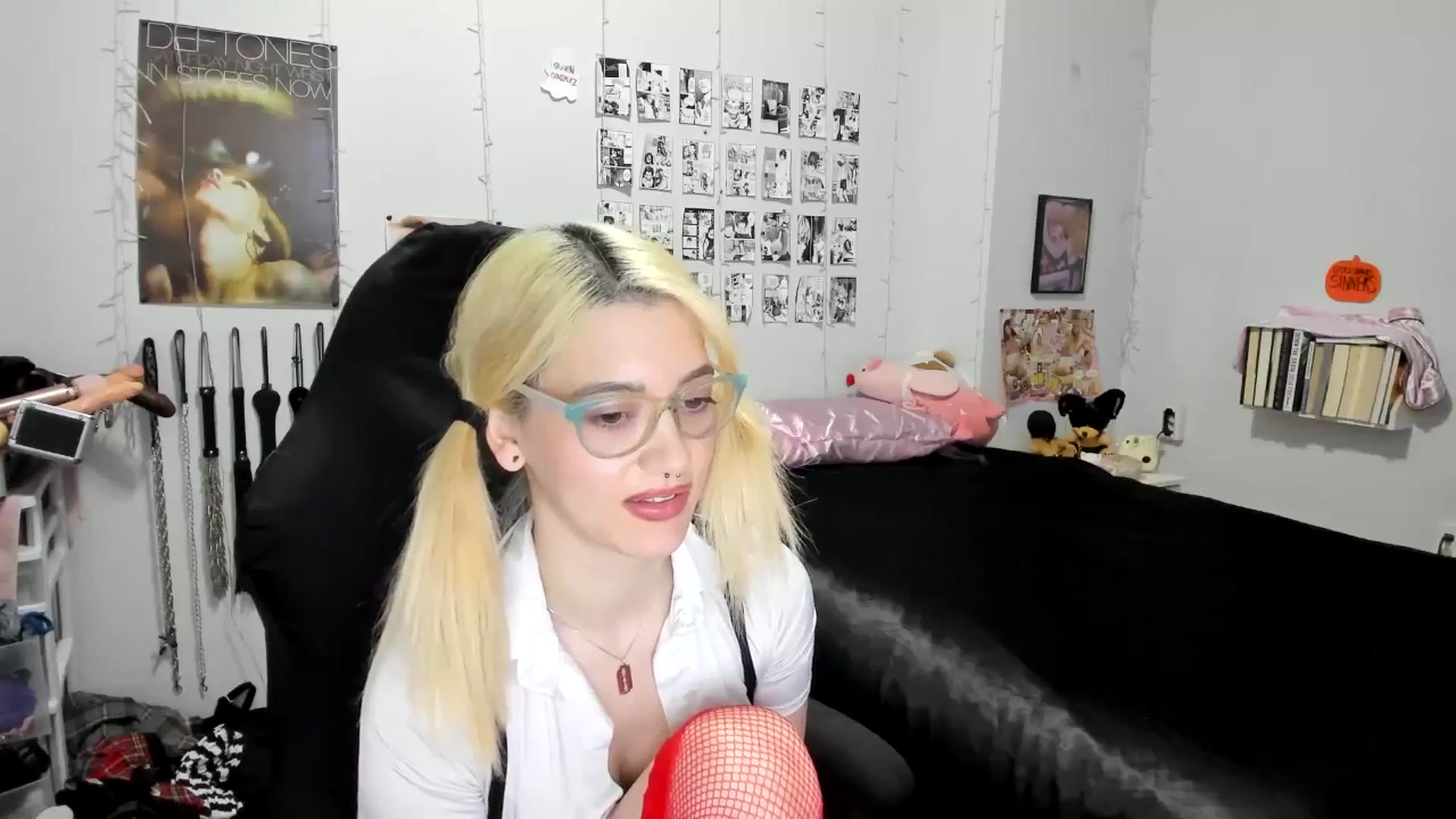 Gallery image thumbnail from AnnaTame's myfreecams stream on, 10/30/2025, 05:36 image 15 of 20