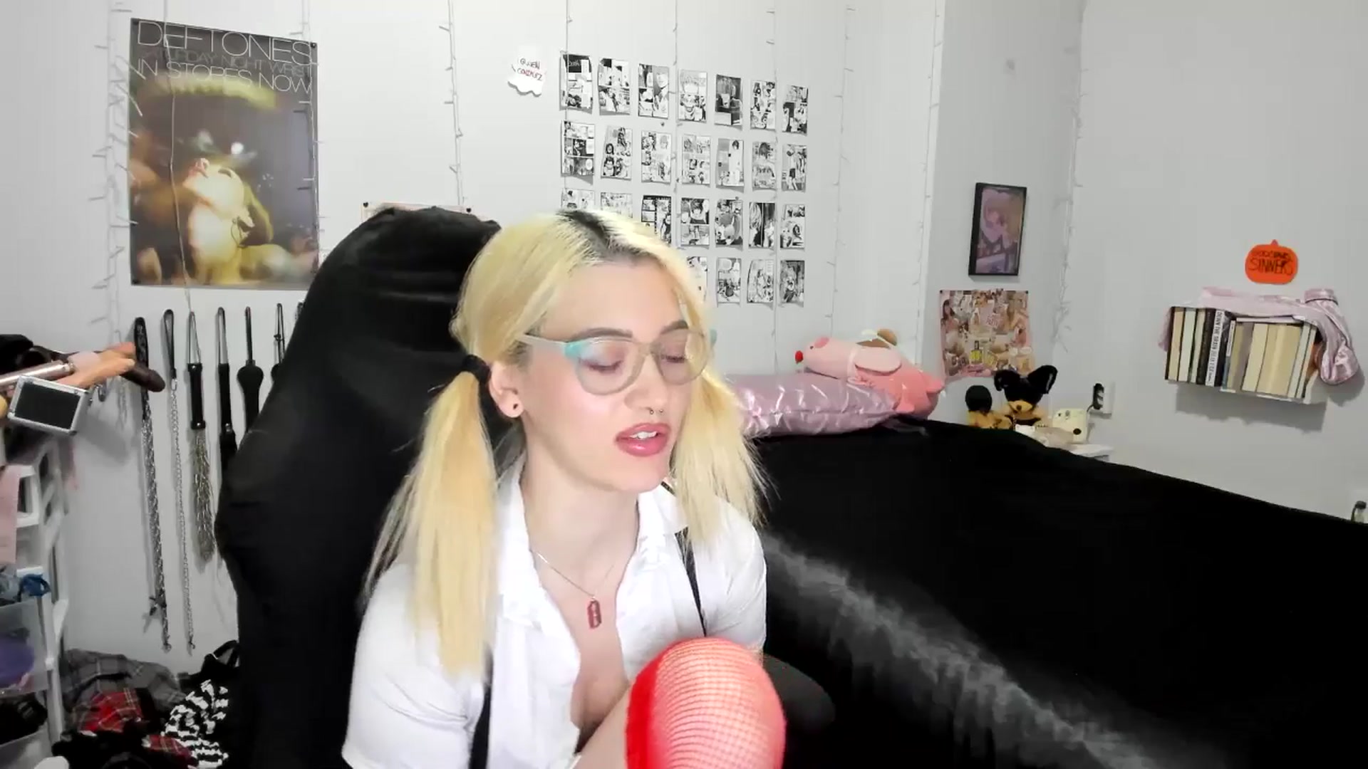 Gallery image thumbnail from AnnaTame's myfreecams stream on, 10/30/2025, 05:36 image 12 of 20