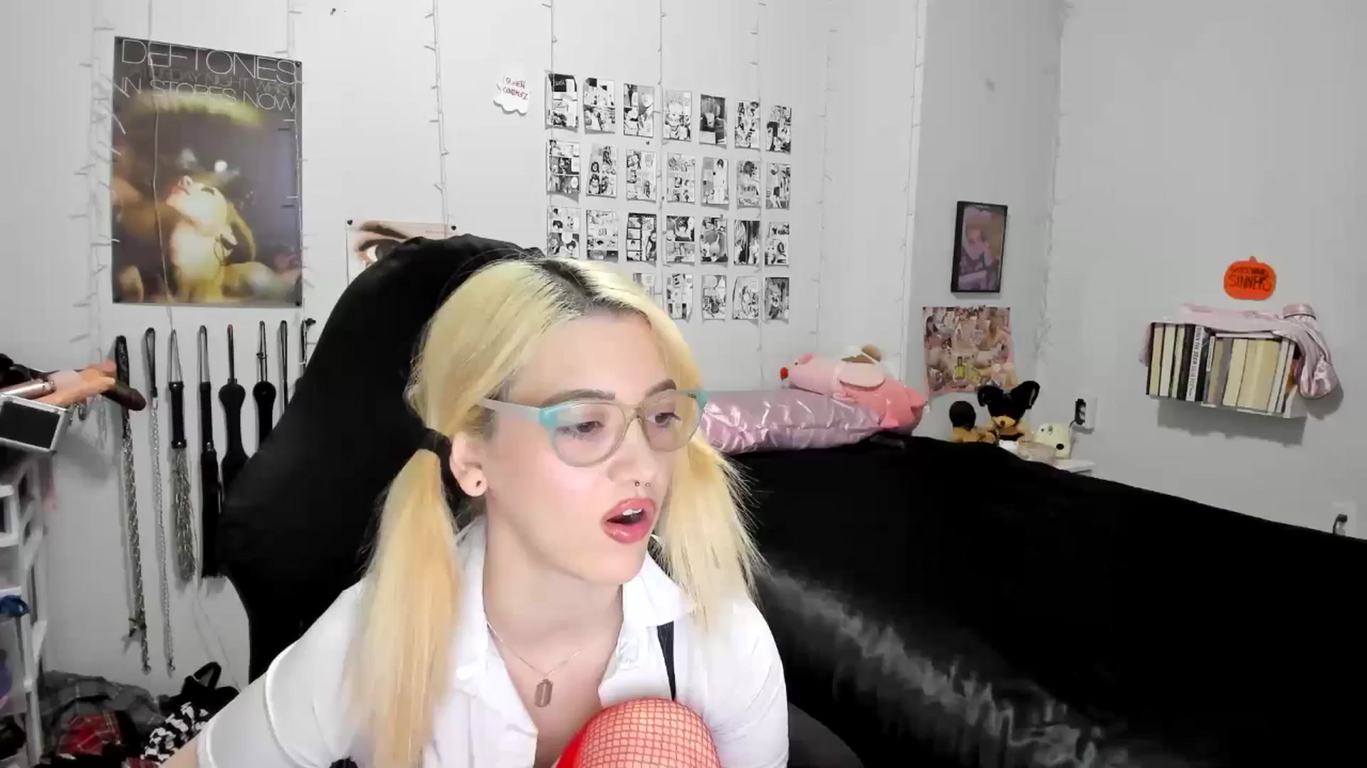 Gallery image thumbnail from AnnaTame's myfreecams stream on, 10/30/2025, 05:36 image 1 of 20