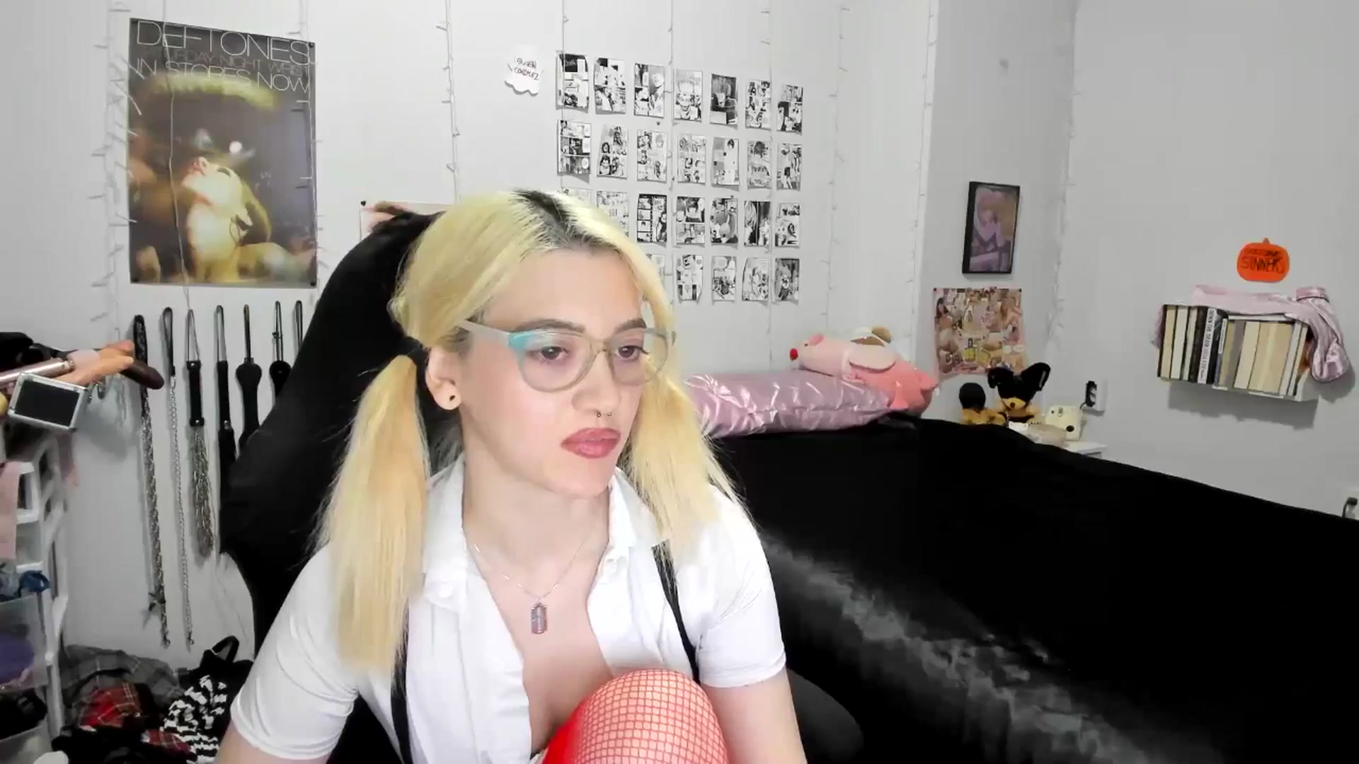 Gallery image thumbnail from AnnaTame's myfreecams stream on, 10/30/2025, 05:36 image 9 of 20