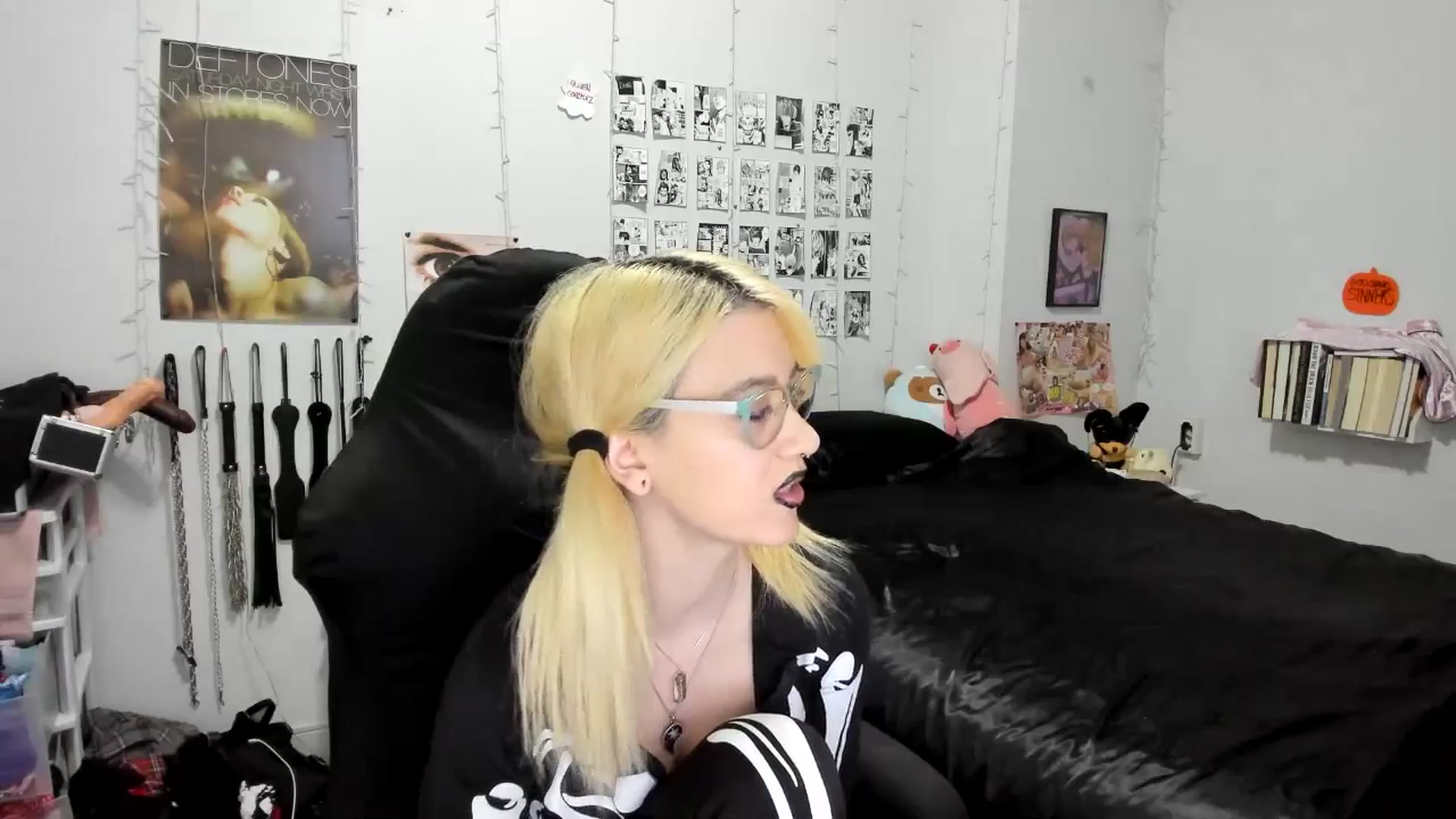 Gallery image thumbnail from AnnaTame's myfreecams stream on, 11/02/2025, 04:01 image 14 of 20