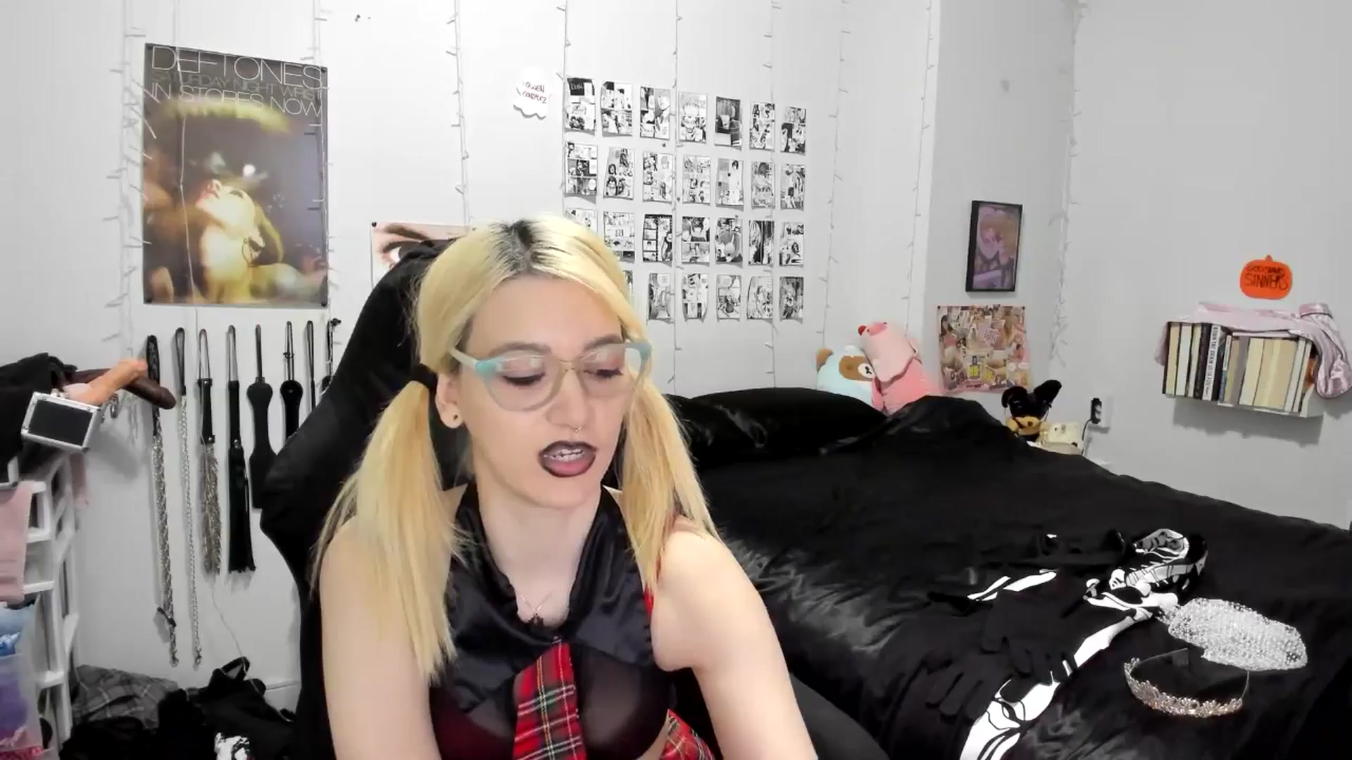 Gallery image thumbnail from AnnaTame's myfreecams stream on, 11/02/2025, 06:15 image 11 of 20