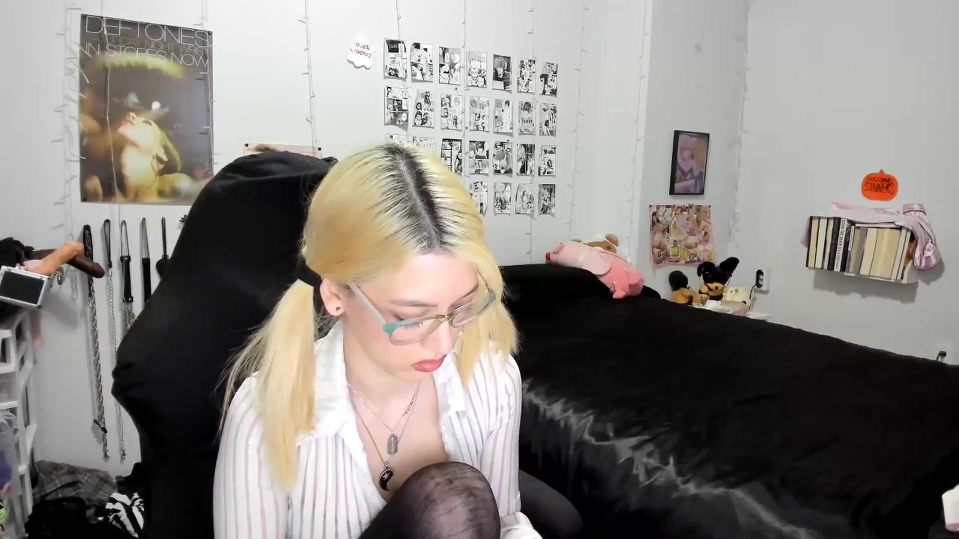 Gallery image thumbnail from AnnaTame's myfreecams stream on, 11/03/2025, 06:05 image 18 of 20