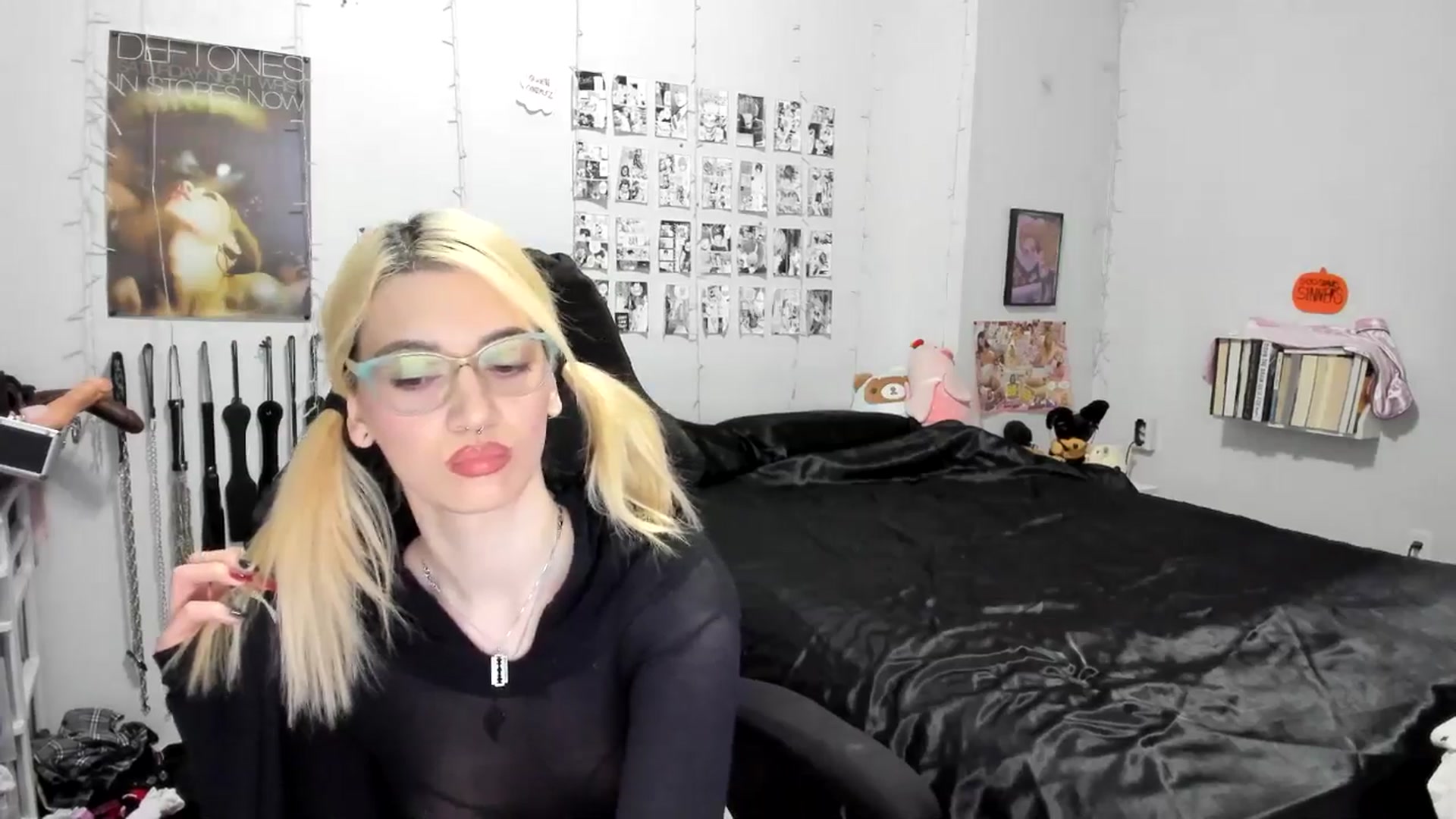 Gallery image thumbnail from AnnaTame's myfreecams stream on, 11/04/2025, 05:00 image 6 of 20