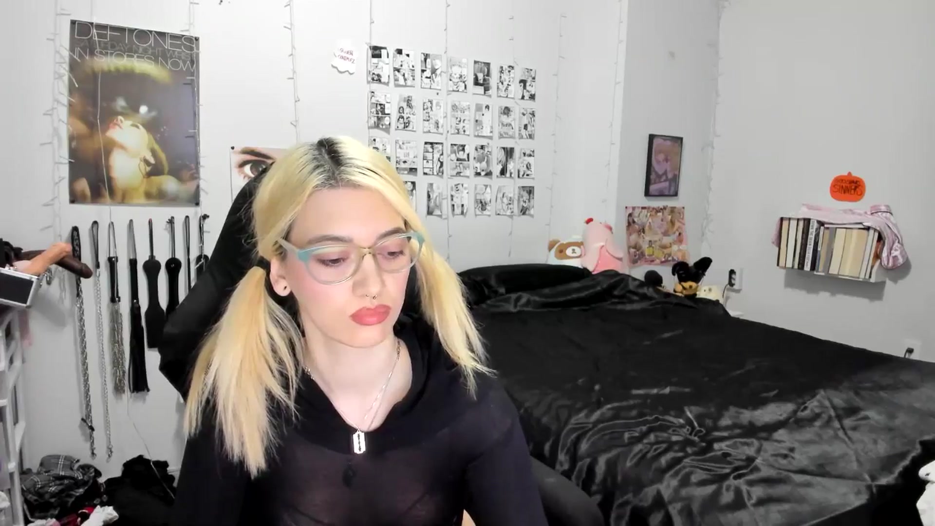 Gallery image thumbnail from AnnaTame's myfreecams stream on, 11/04/2025, 05:00 image 5 of 20