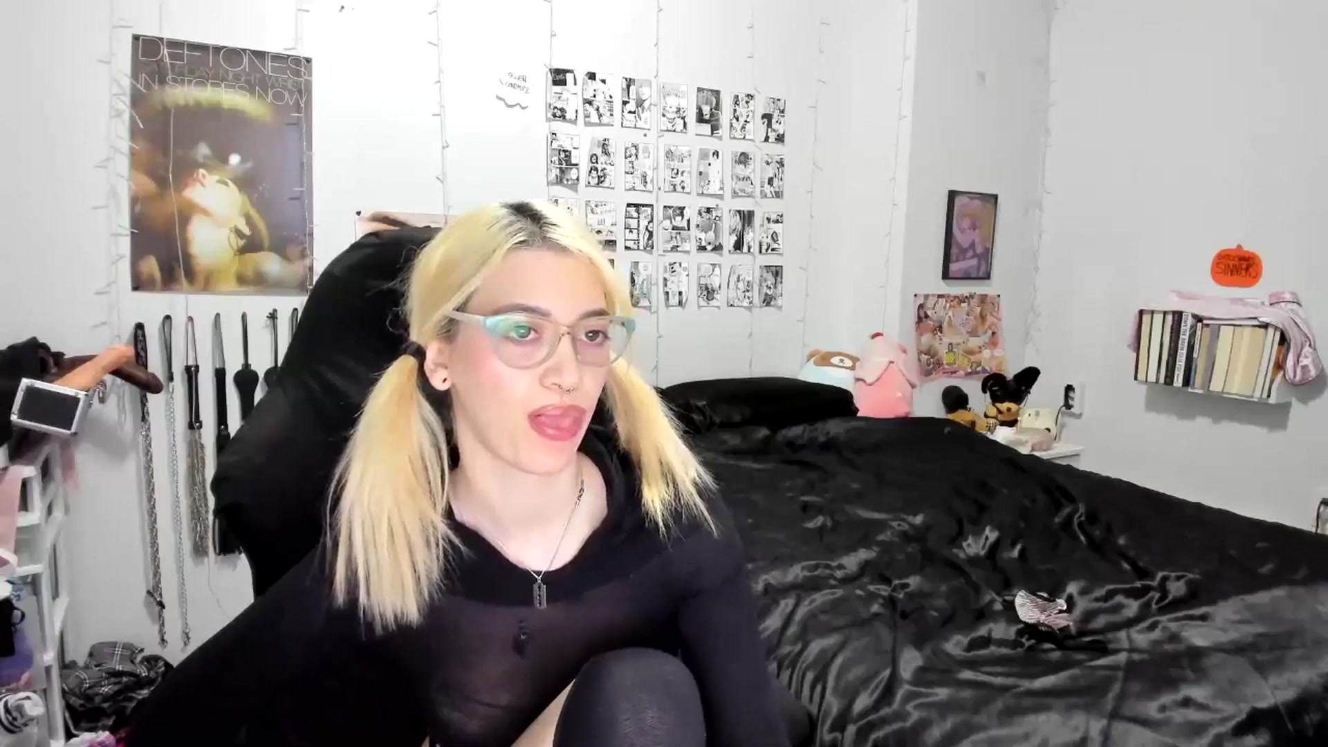 Gallery image thumbnail from AnnaTame's myfreecams stream on, 11/04/2025, 06:00 image 11 of 20