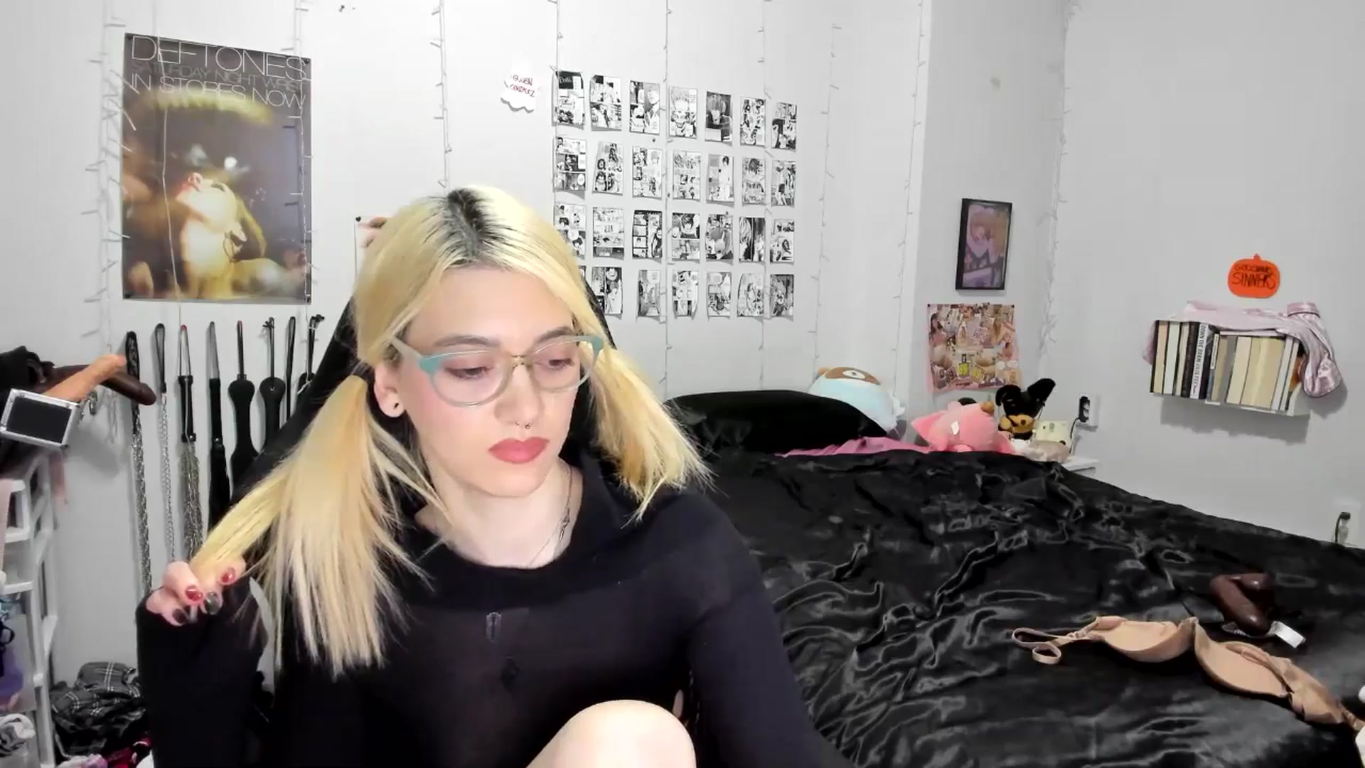 Gallery image thumbnail from AnnaTame's myfreecams stream on, 11/04/2025, 06:00 image 20 of 20