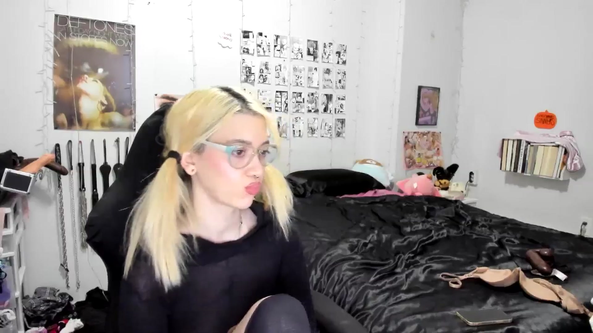 Gallery image thumbnail from AnnaTame's myfreecams stream on, 11/04/2025, 06:35 image 11 of 20