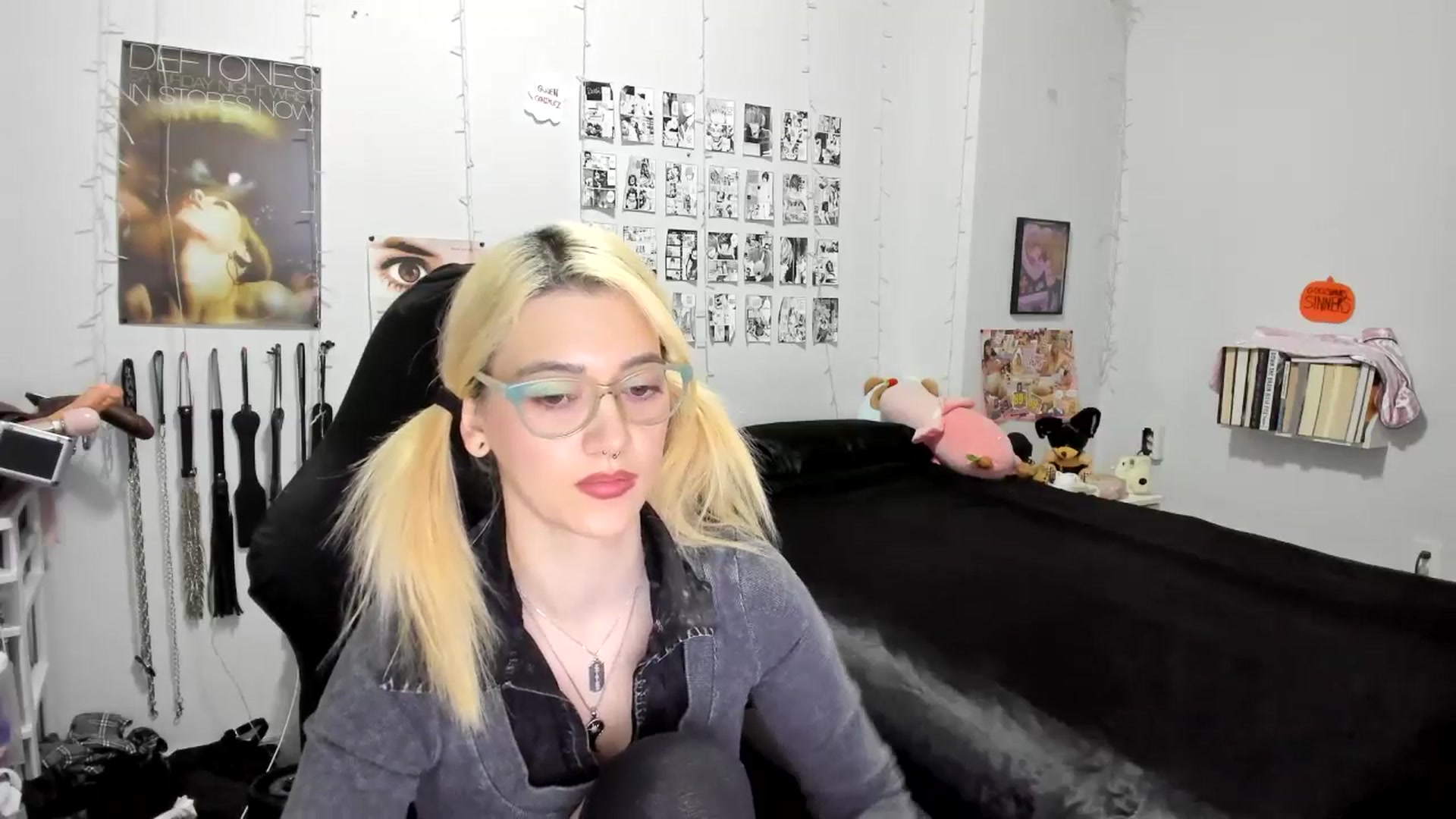 Gallery image thumbnail from AnnaTame's myfreecams stream on, 11/05/2025, 11:03 image 4 of 20