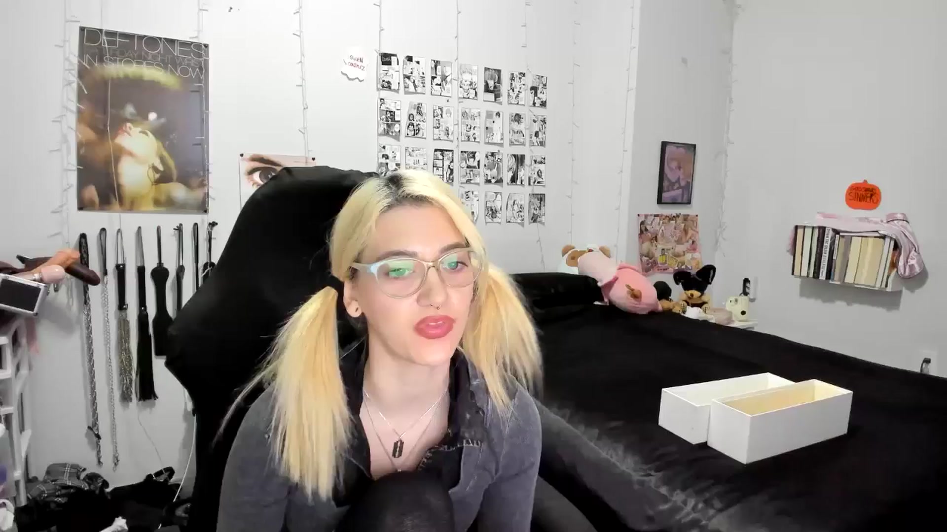 Gallery image thumbnail from AnnaTame's myfreecams stream on, 11/05/2025, 11:03 image 10 of 20