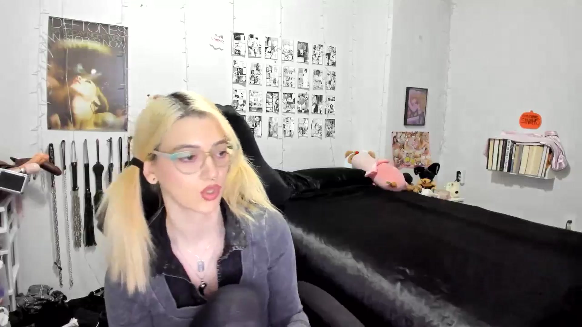 Gallery image thumbnail from AnnaTame's myfreecams stream on, 11/05/2025, 11:03 image 8 of 20