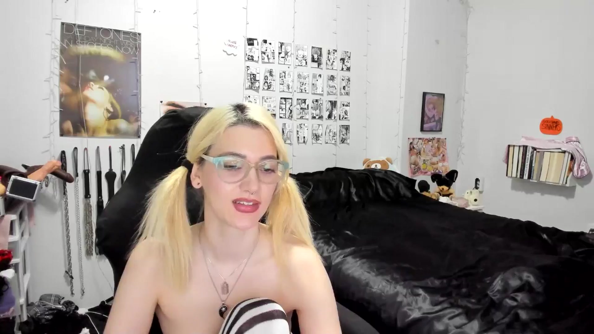 Gallery image thumbnail from AnnaTame's myfreecams stream on, 11/05/2025, 14:05 image 3 of 20