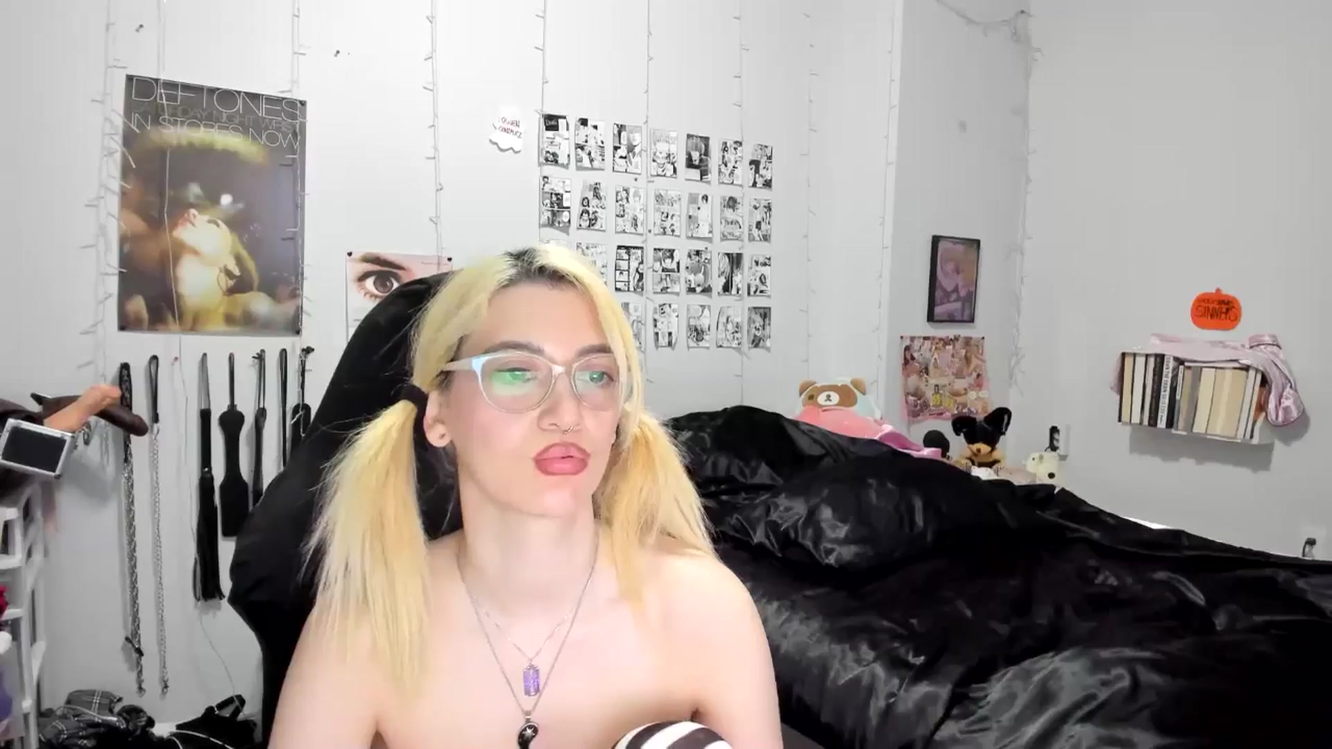 Gallery image thumbnail from AnnaTame's myfreecams stream on, 11/05/2025, 14:05 image 11 of 20